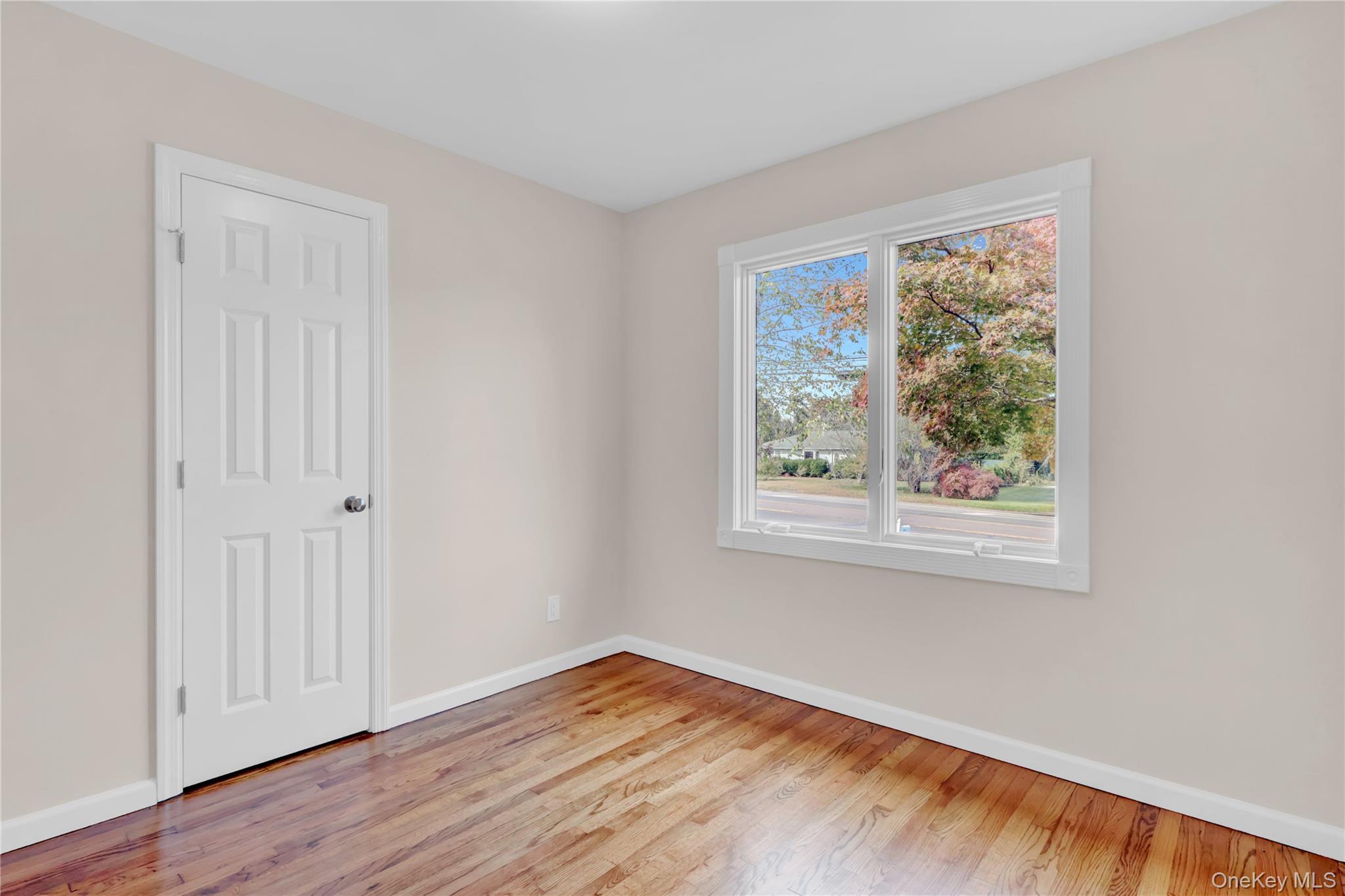 Single Family Woodside  Suffolk County, NY 11772, MLS-901405-18