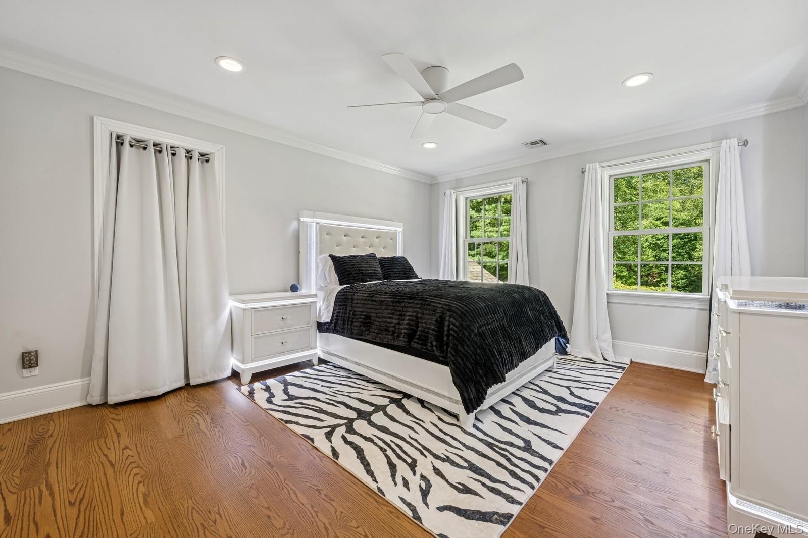 Single Family Bacon Suffolk County, NY 11780, MLS-901458-25