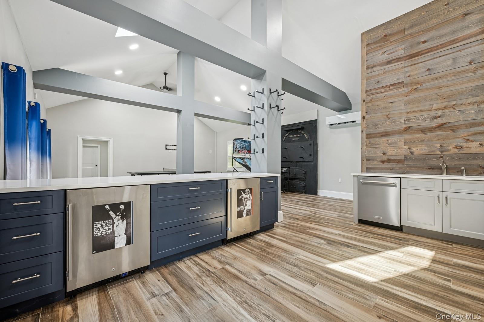 Single Family Bacon Suffolk County, NY 11780, MLS-901458-35