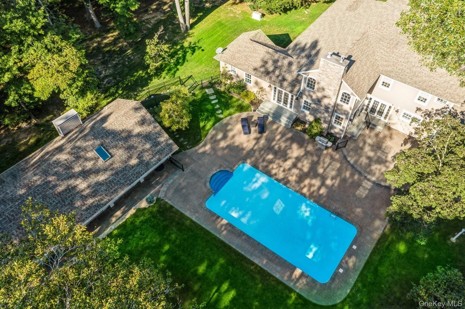 Single Family Bacon Suffolk County, NY 11780, MLS-901458-45