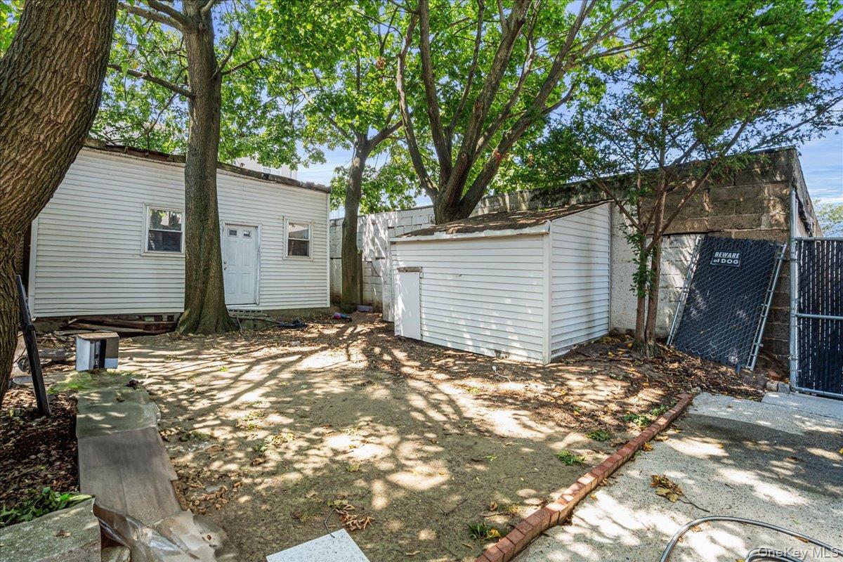 Single Family 59th Queens, NY 11385, MLS-901507-4