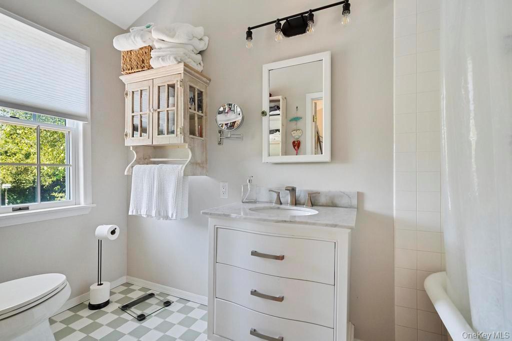 Single Family Old Stump Suffolk County, NY 11719, MLS-901550-18