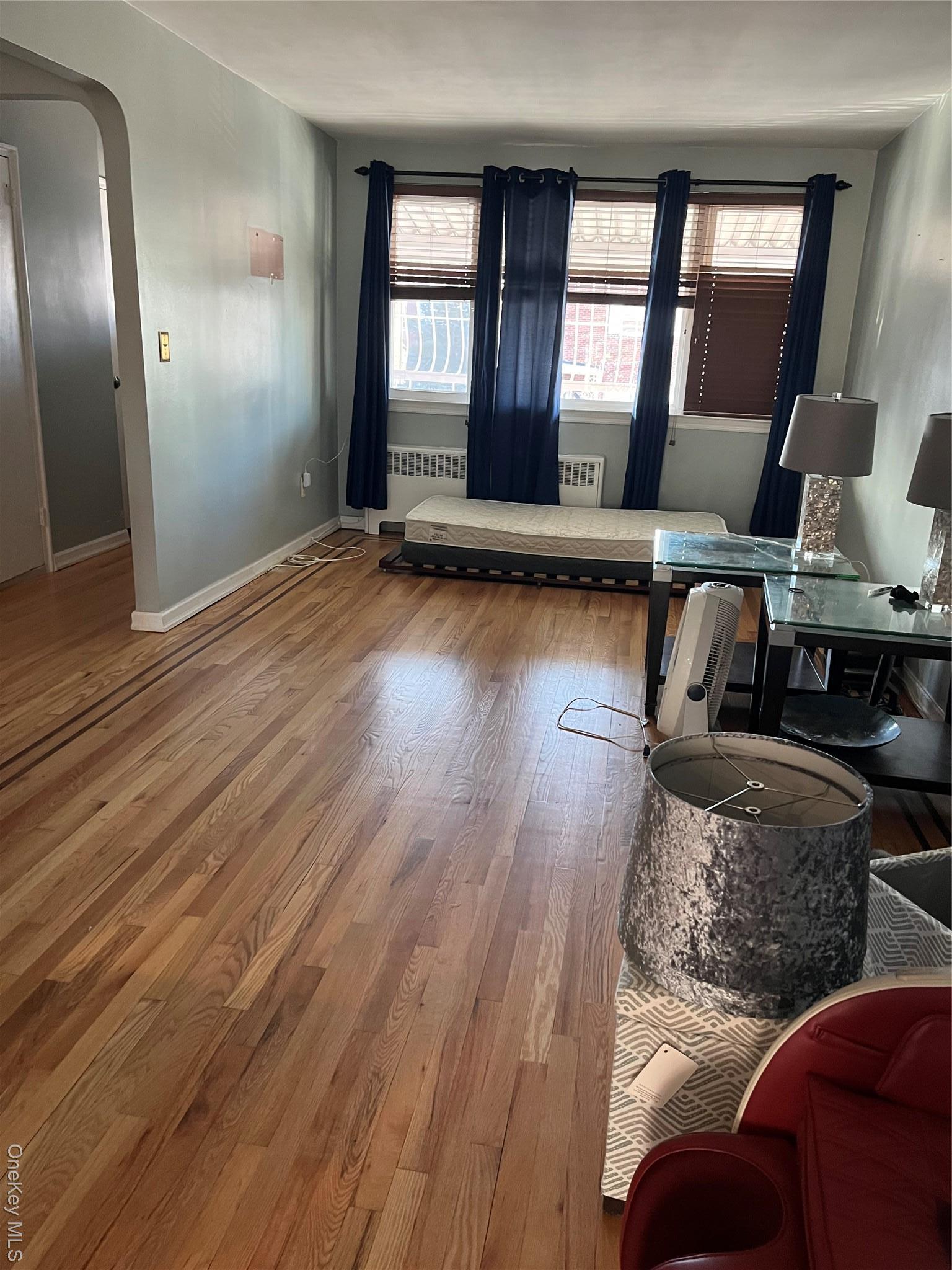 Single Family Radcliff Avenue  Bronx, NY 10469, MLS-901551-18
