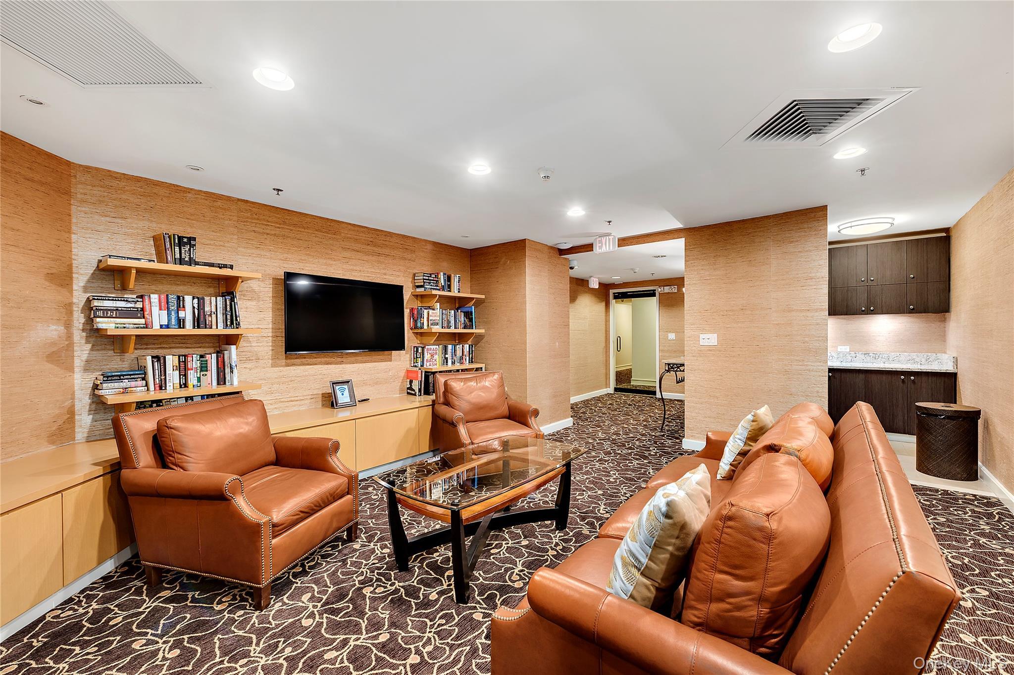 Condo Renaissance  Westchester County, NY 10601, MLS-901560-14