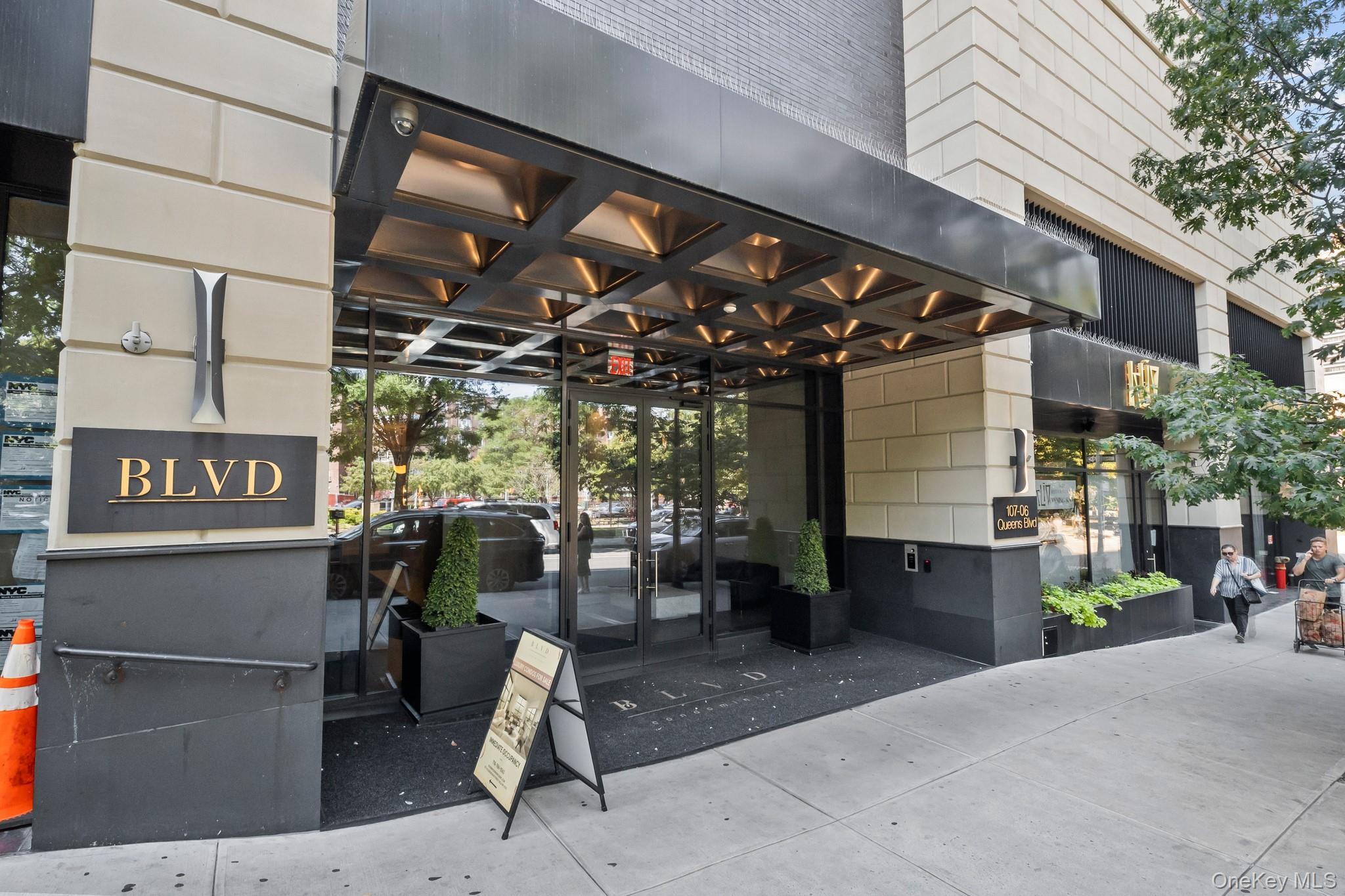 Condo Queens Queens, NY 11375, MLS-901594-23