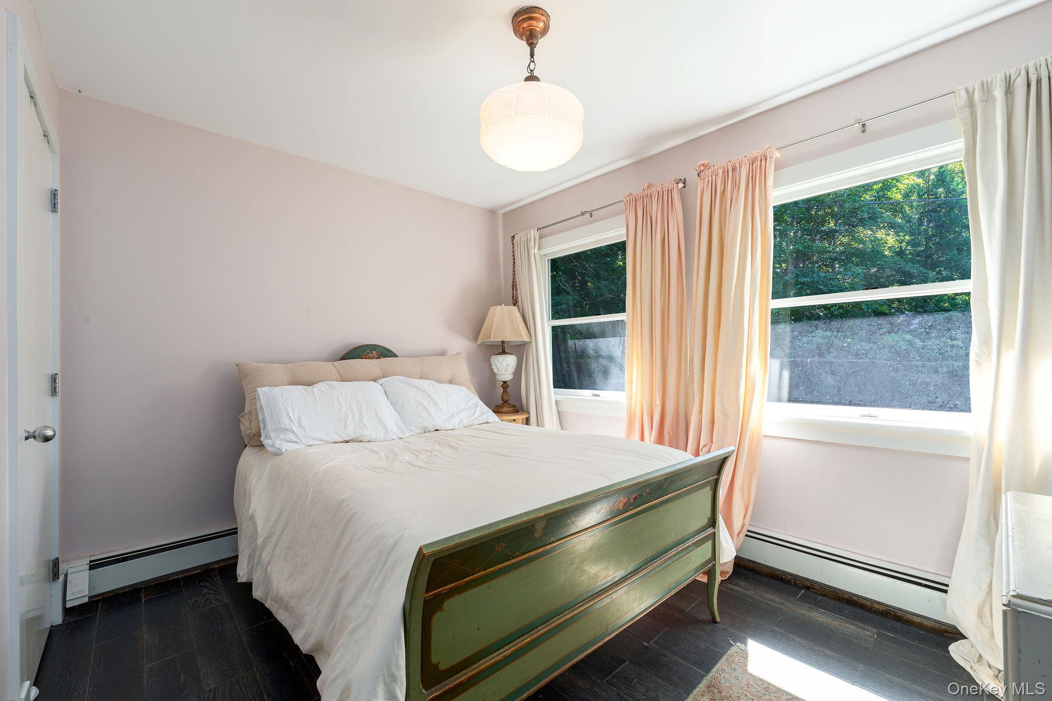 Single Family Gazon Suffolk County, NY 11964, MLS-901615-12