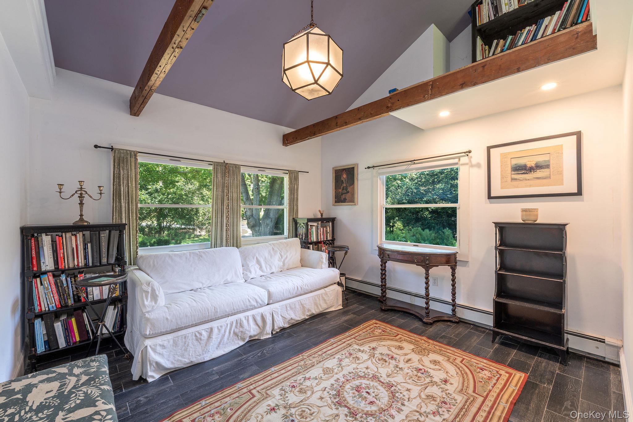 Single Family Gazon Suffolk County, NY 11964, MLS-901615-14