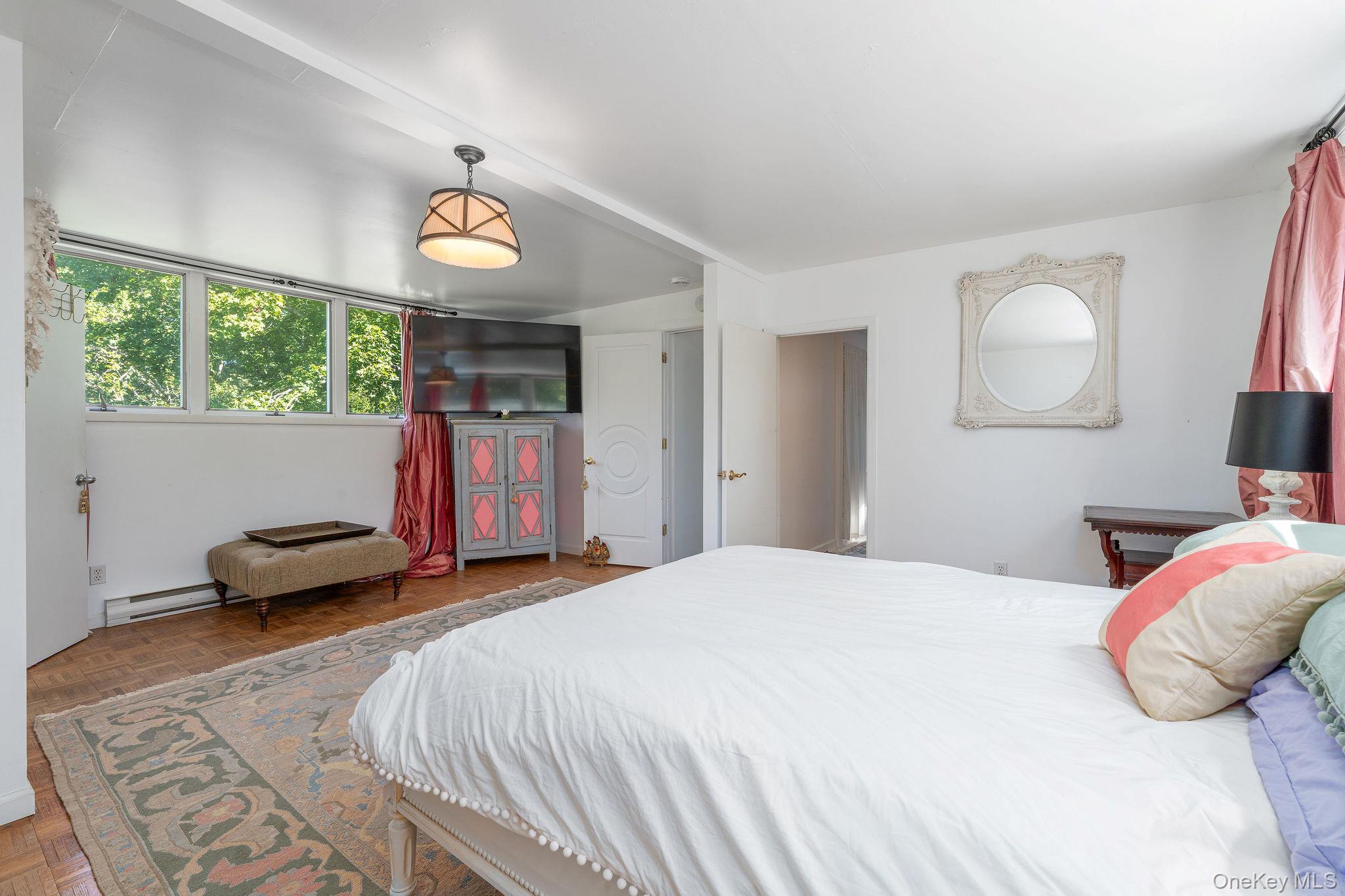 Single Family Gazon Suffolk County, NY 11964, MLS-901615-21