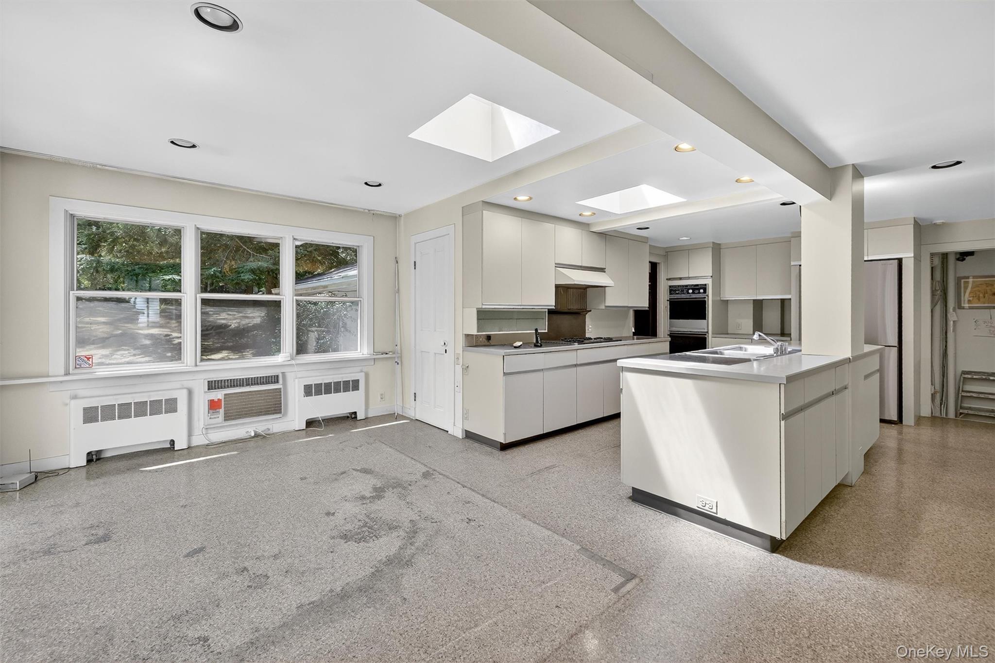 Single Family Arcady  Westchester County, NY 10562, MLS-901618-16