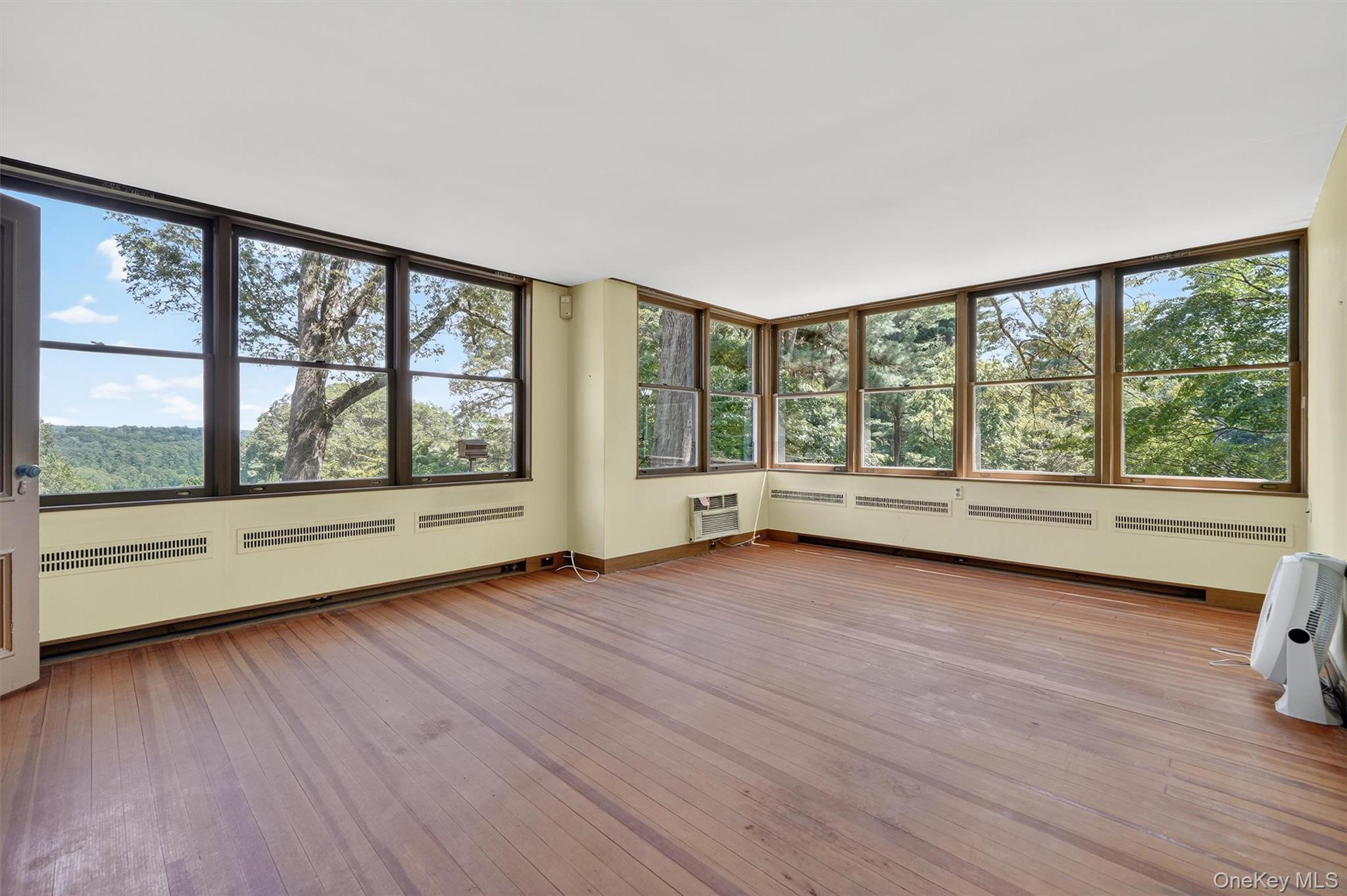 Single Family Arcady  Westchester County, NY 10562, MLS-901618-21