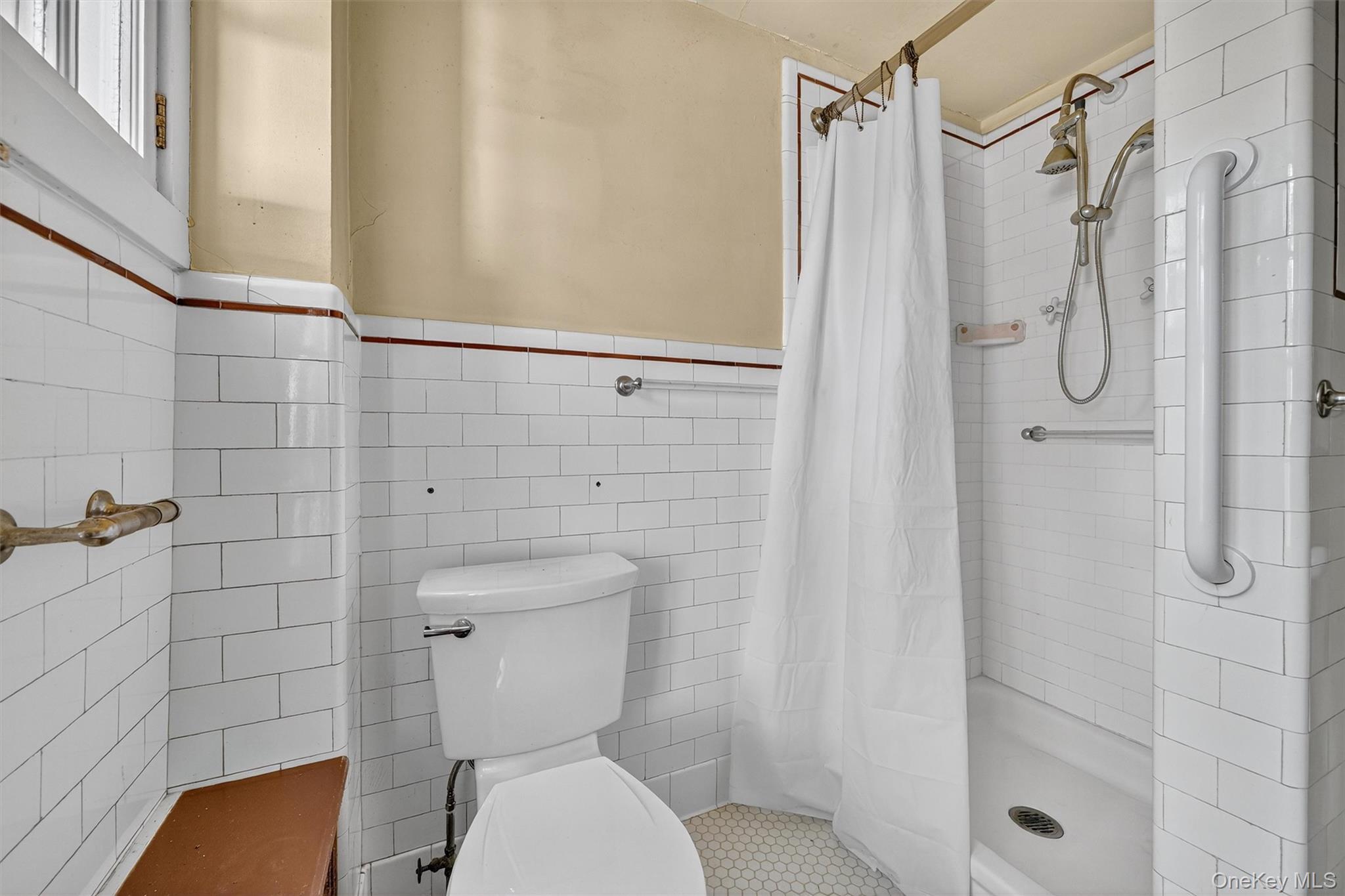 Single Family Arcady  Westchester County, NY 10562, MLS-901618-22