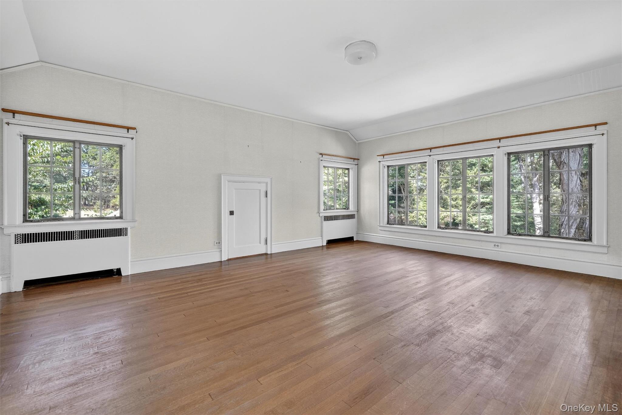 Single Family Arcady  Westchester County, NY 10562, MLS-901618-34