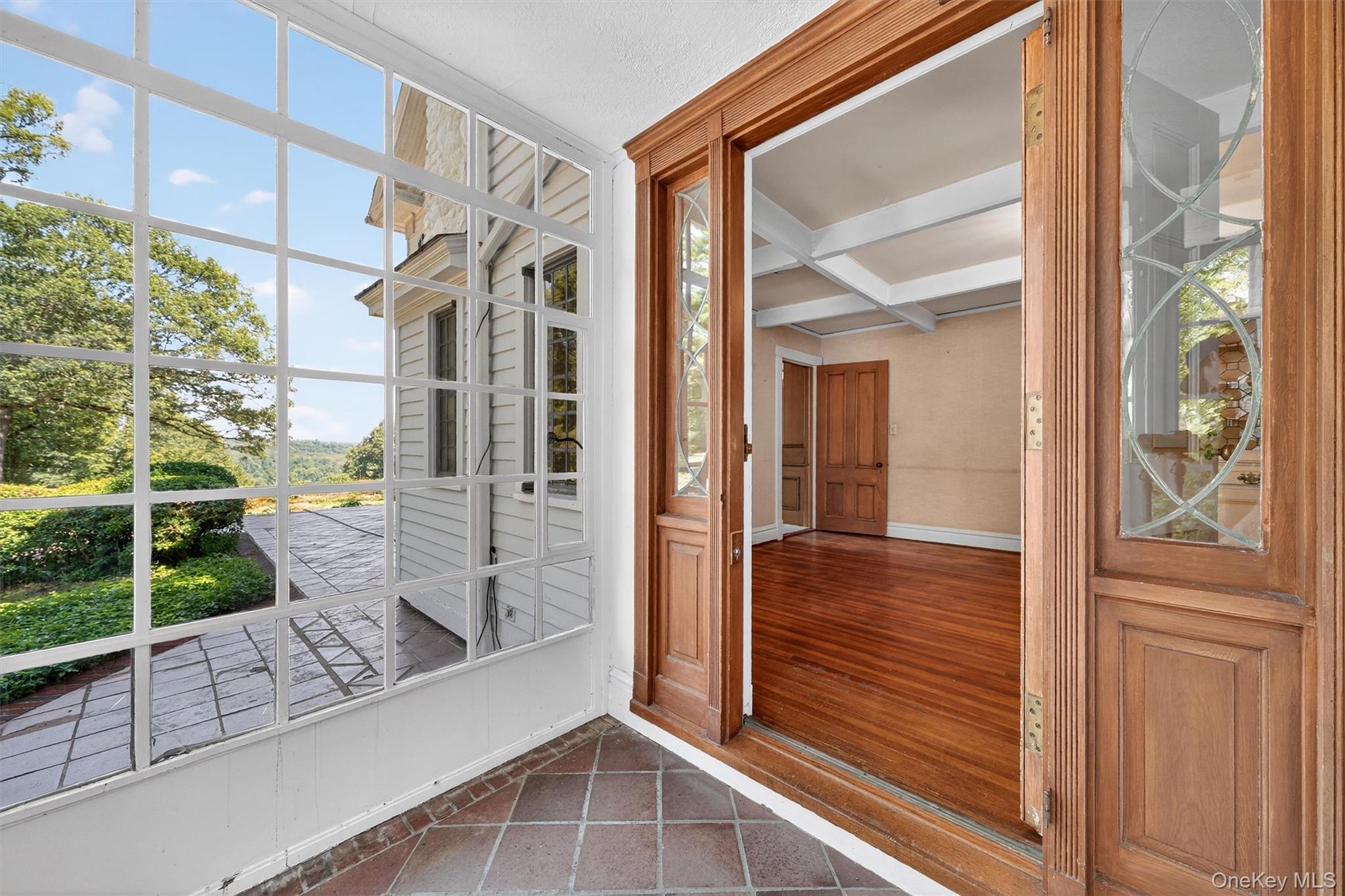 Single Family Arcady  Westchester County, NY 10562, MLS-901618-6