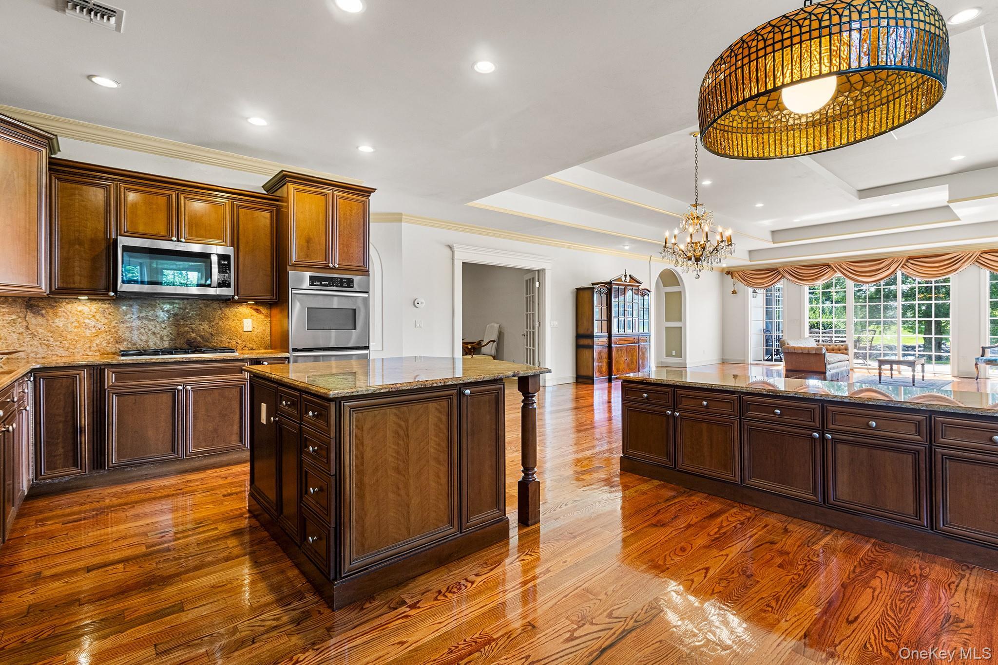 Condo Altessa  Suffolk County, NY 11747, MLS-901619-13