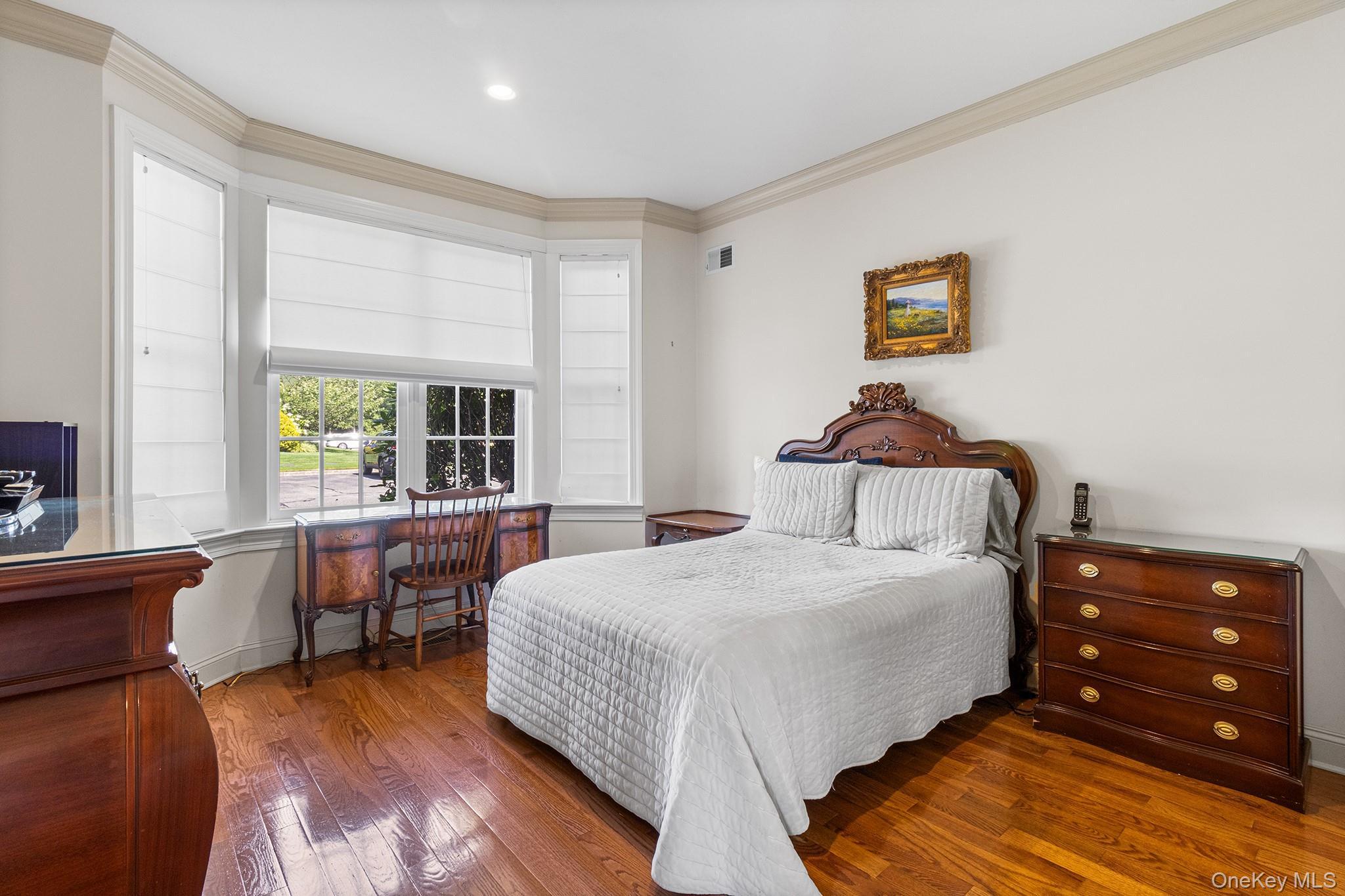 Condo Altessa  Suffolk County, NY 11747, MLS-901619-27