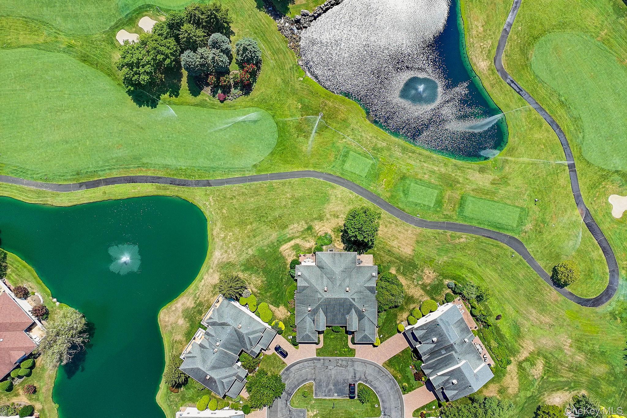 Condo Altessa  Suffolk County, NY 11747, MLS-901619-41