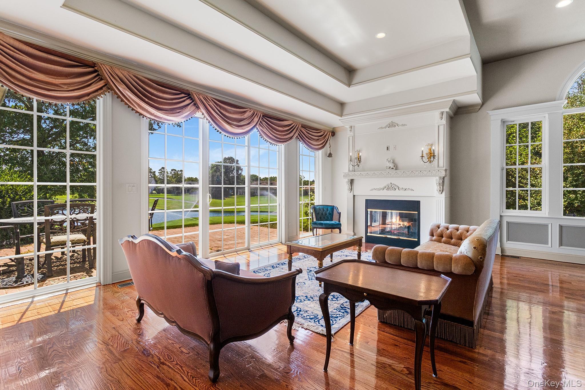 Condo Altessa  Suffolk County, NY 11747, MLS-901619-7