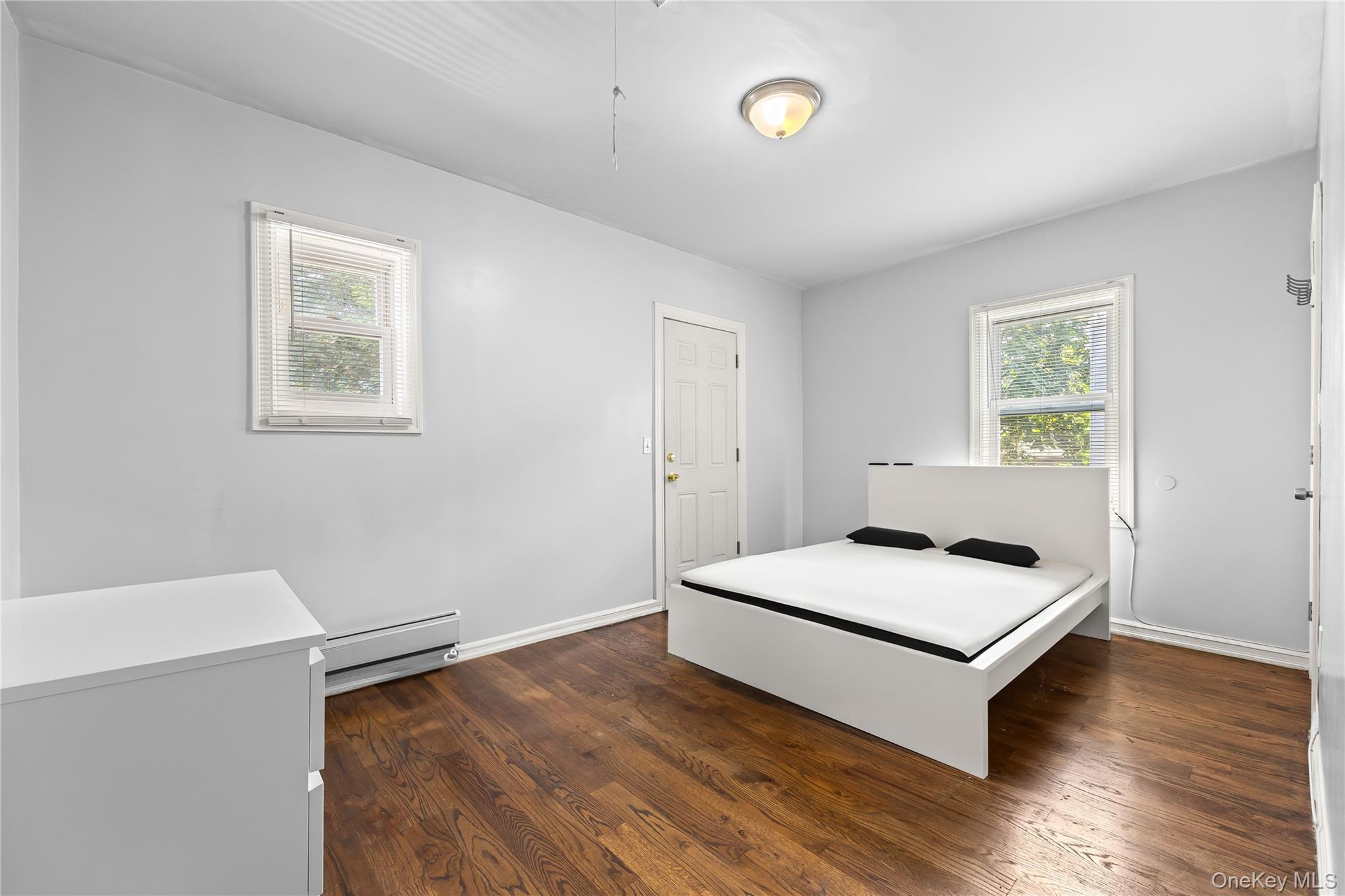 Single Family Wickham  Bronx, NY 10466, MLS-901626-5