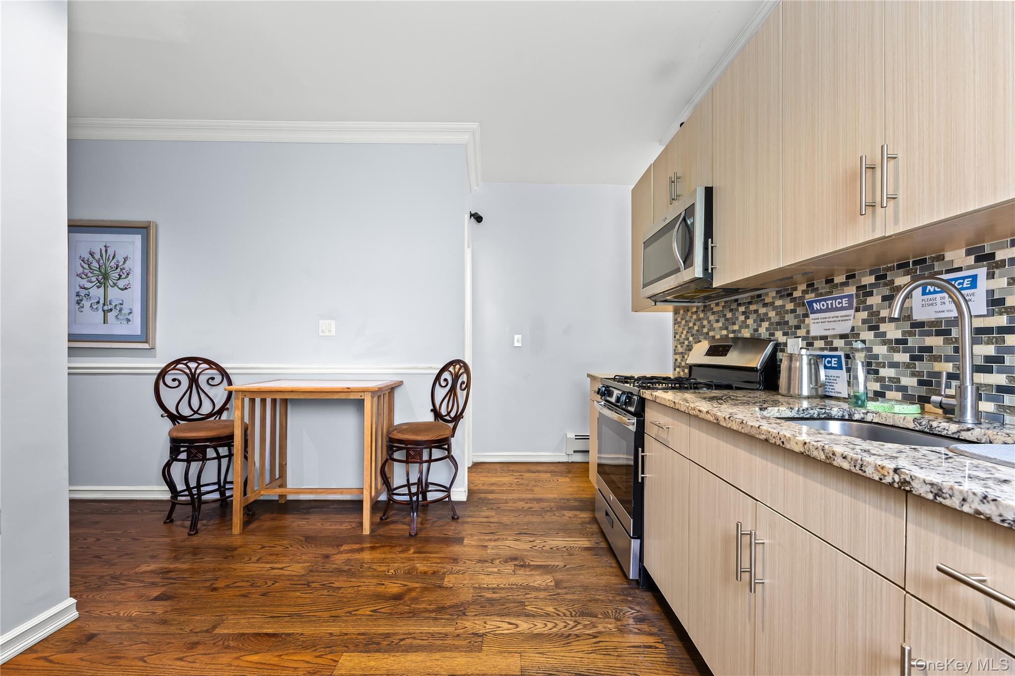 Single Family Wickham  Bronx, NY 10466, MLS-901626-9