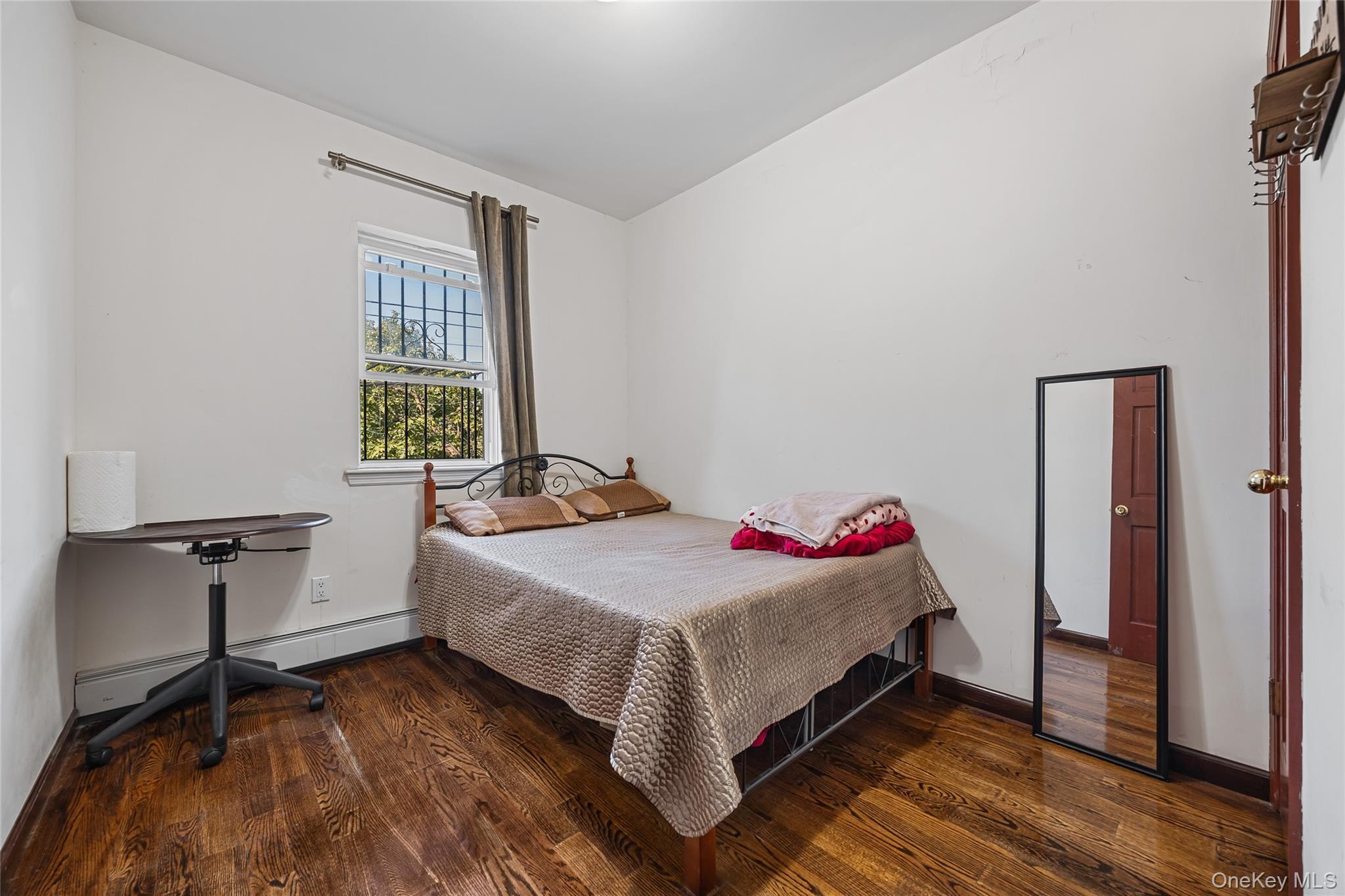 Single Family Booth Memorial Queens, NY 11355, MLS-901627-8