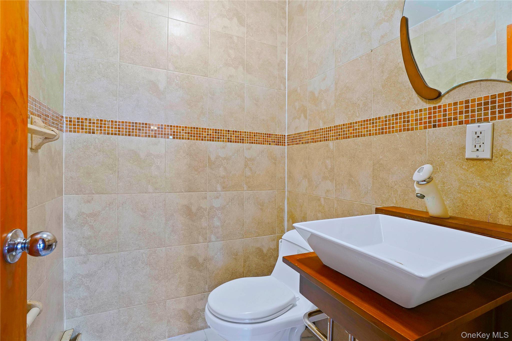 Single Family Metropolitan Queens, NY 11379, MLS-901630-20