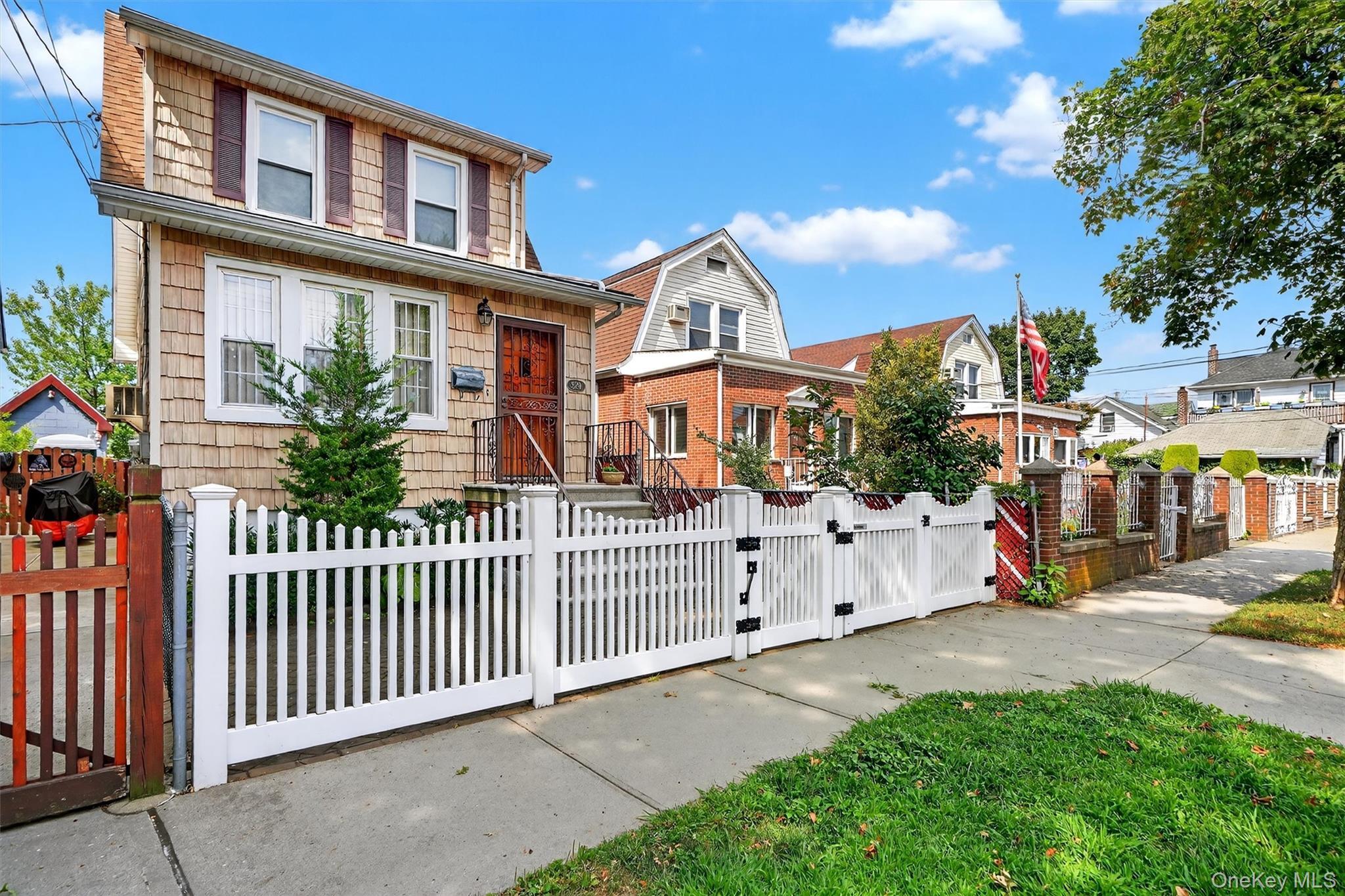 Single Family Revere  Bronx, NY 10465, MLS-901665-2