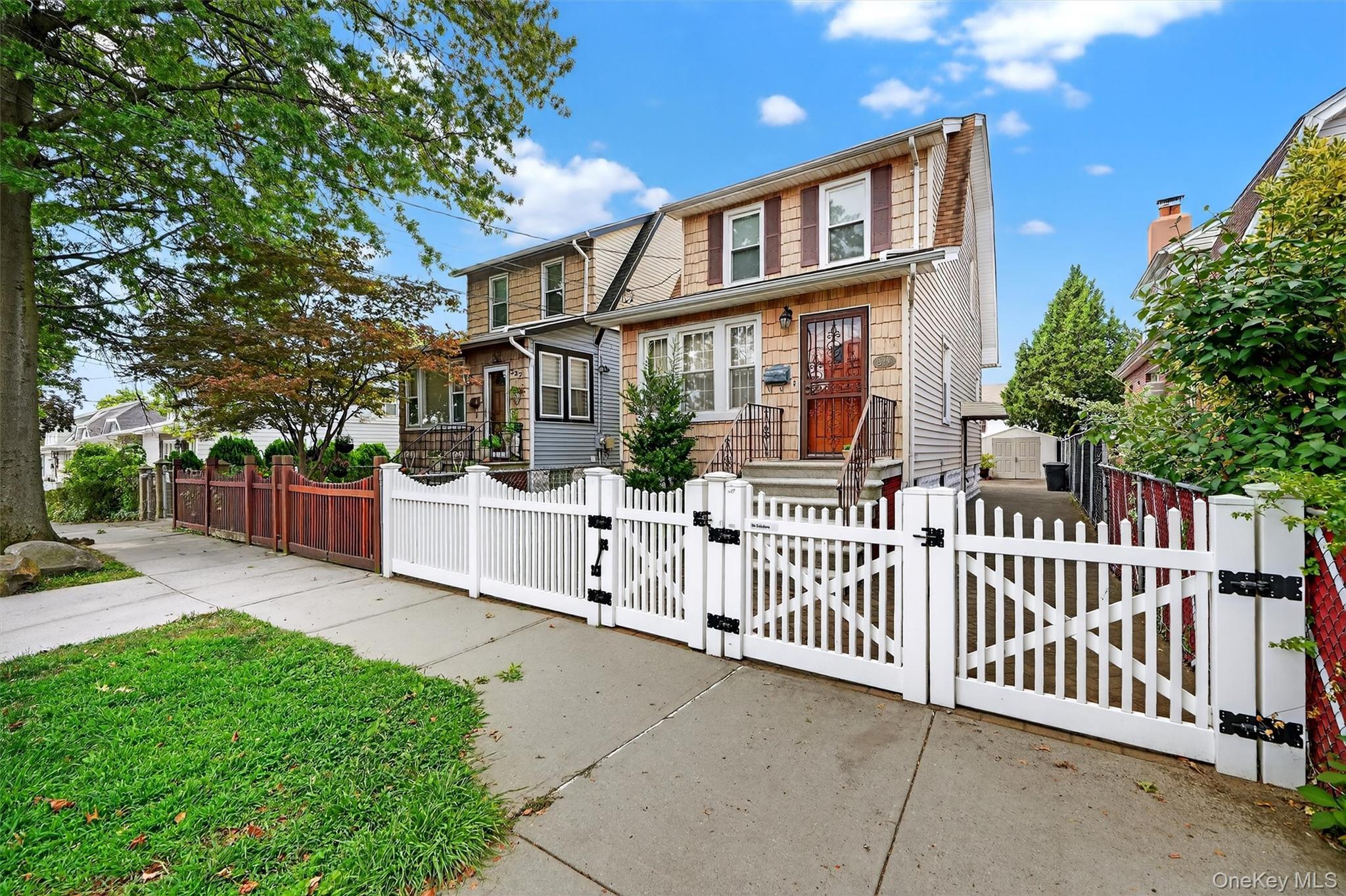 Single Family Revere  Bronx, NY 10465, MLS-901665-3
