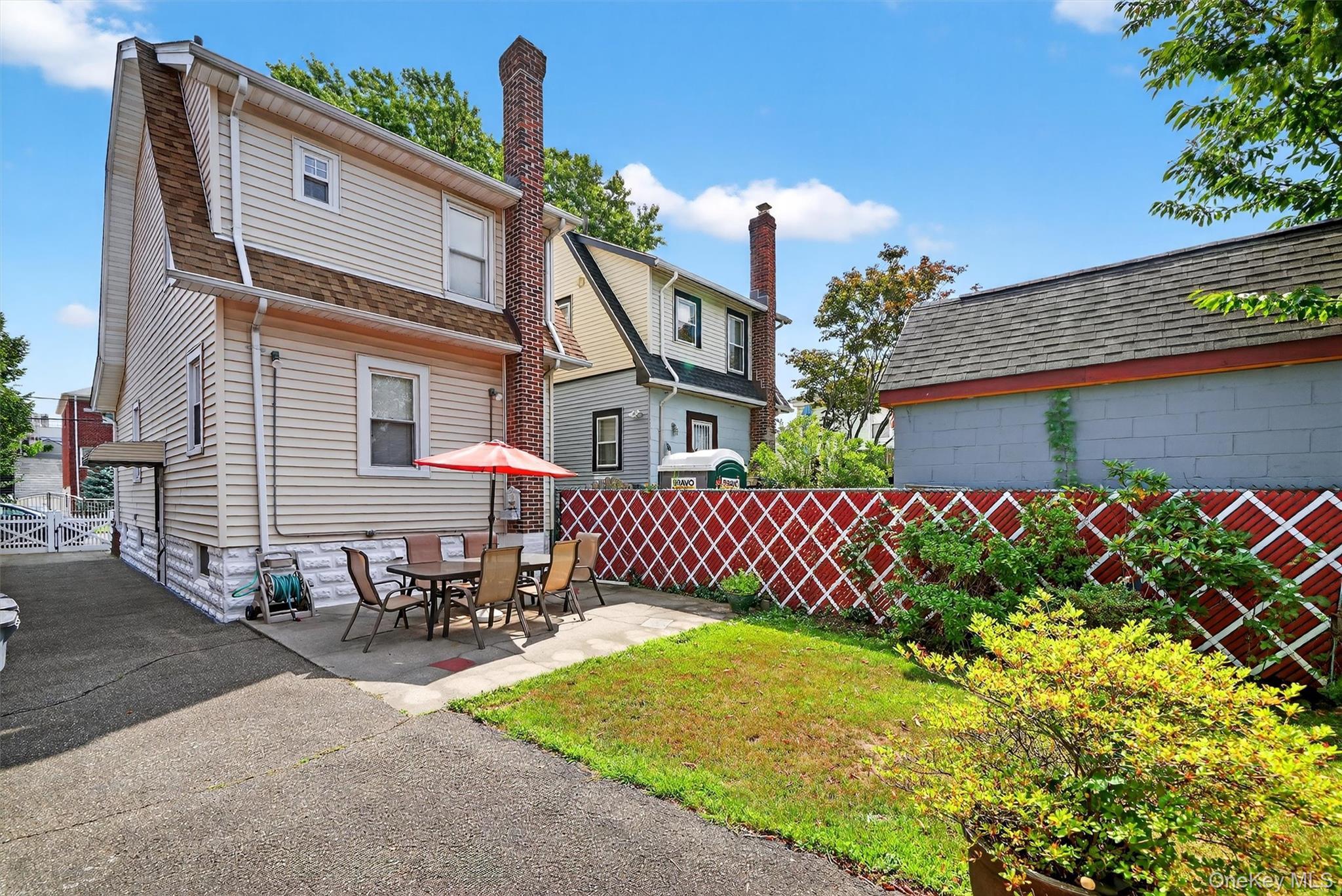 Single Family Revere  Bronx, NY 10465, MLS-901665-41