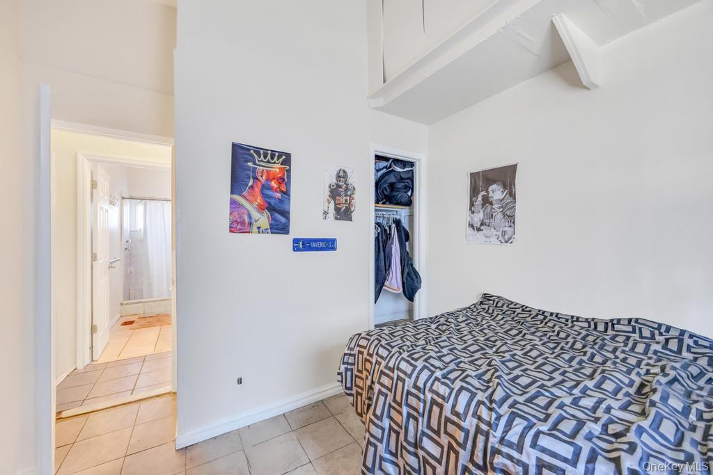 Single Family Richmond Suffolk County, NY 11751, MLS-901674-21