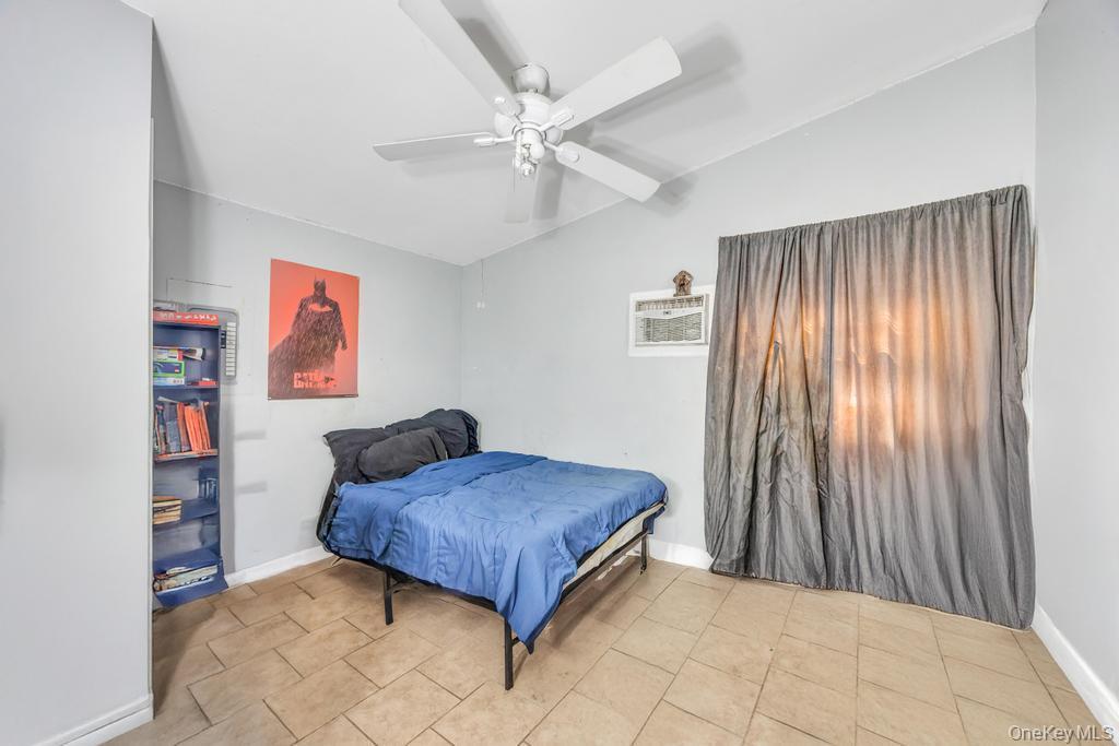 Single Family Richmond Suffolk County, NY 11751, MLS-901674-25