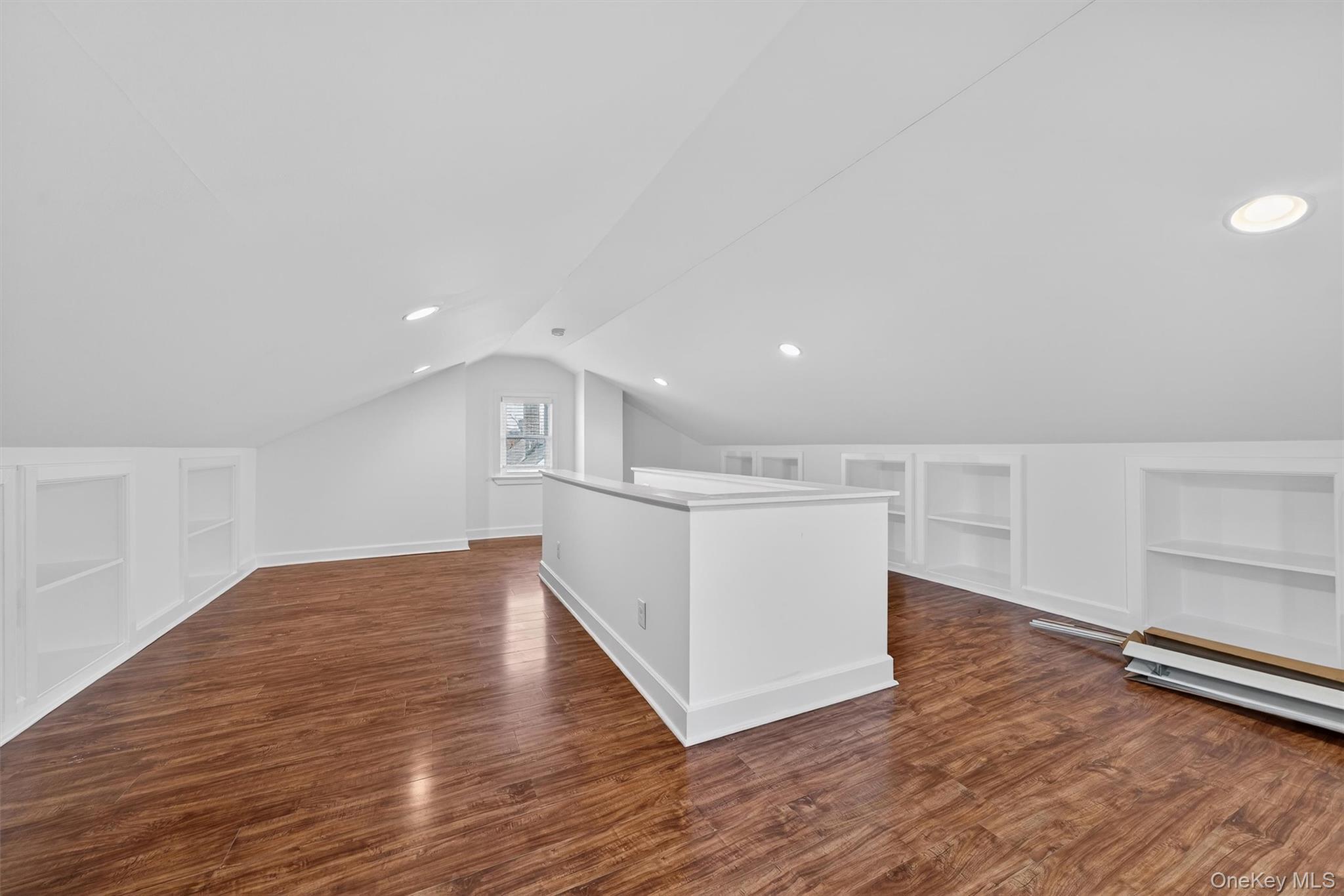 Single Family East  Orange County, NY 10940, MLS-901698-35