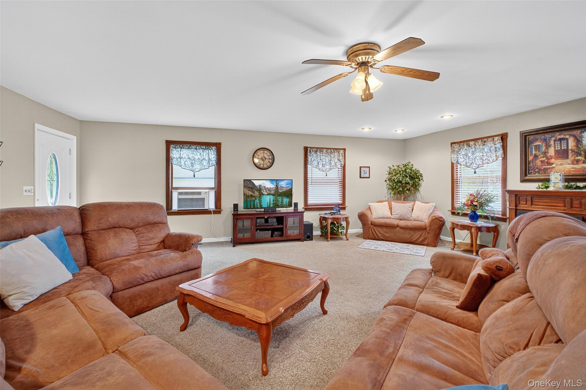 Single Family Canoe Hill Ulster County, NY 12477, MLS-901768-9