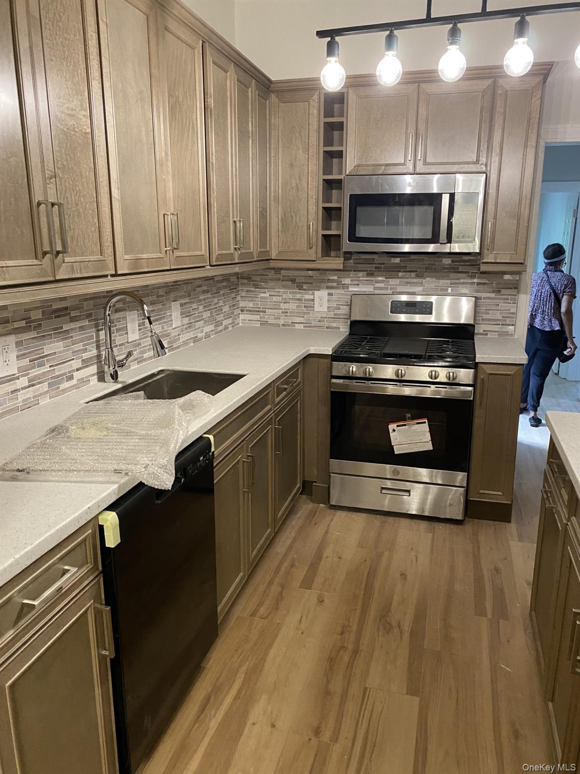 Single Family 91st  Brooklyn, NY 11212, MLS-901791-4