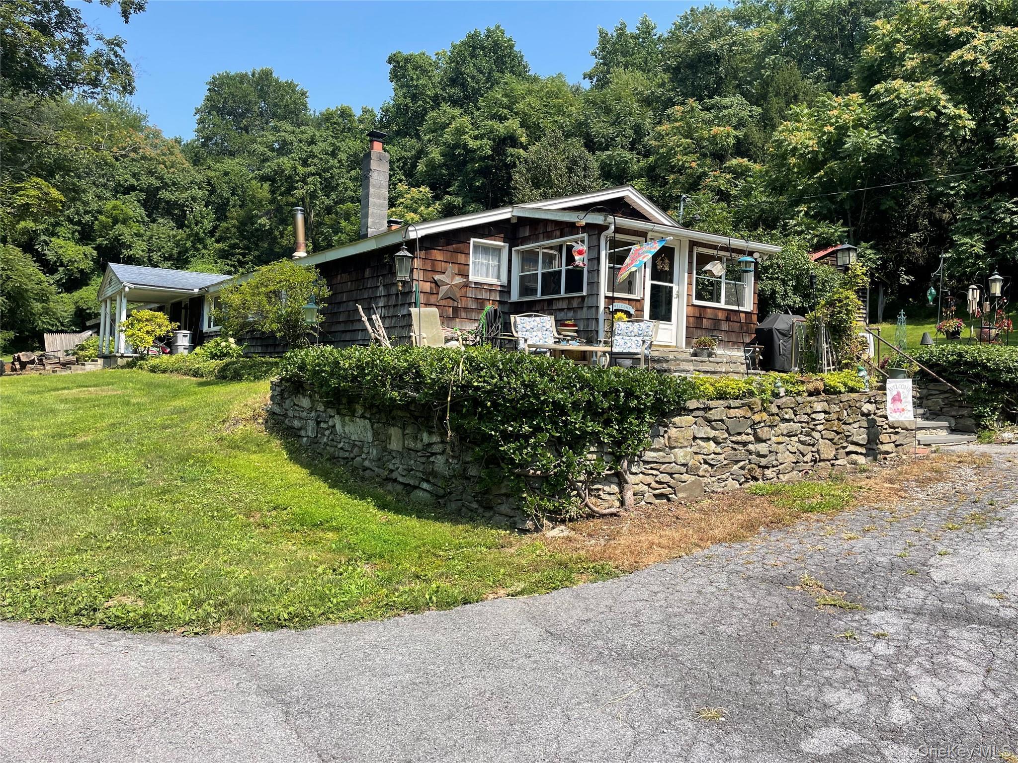 Single Family Douglas Dutchess County, NY 12590, MLS-901797-2