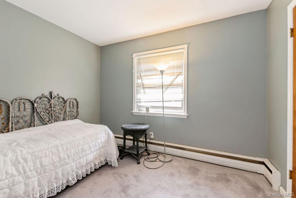 Single Family Hempstead  Nassau County, NY 11552, MLS-901830-11