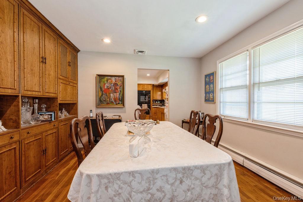 Single Family Hempstead  Nassau County, NY 11552, MLS-901830-5