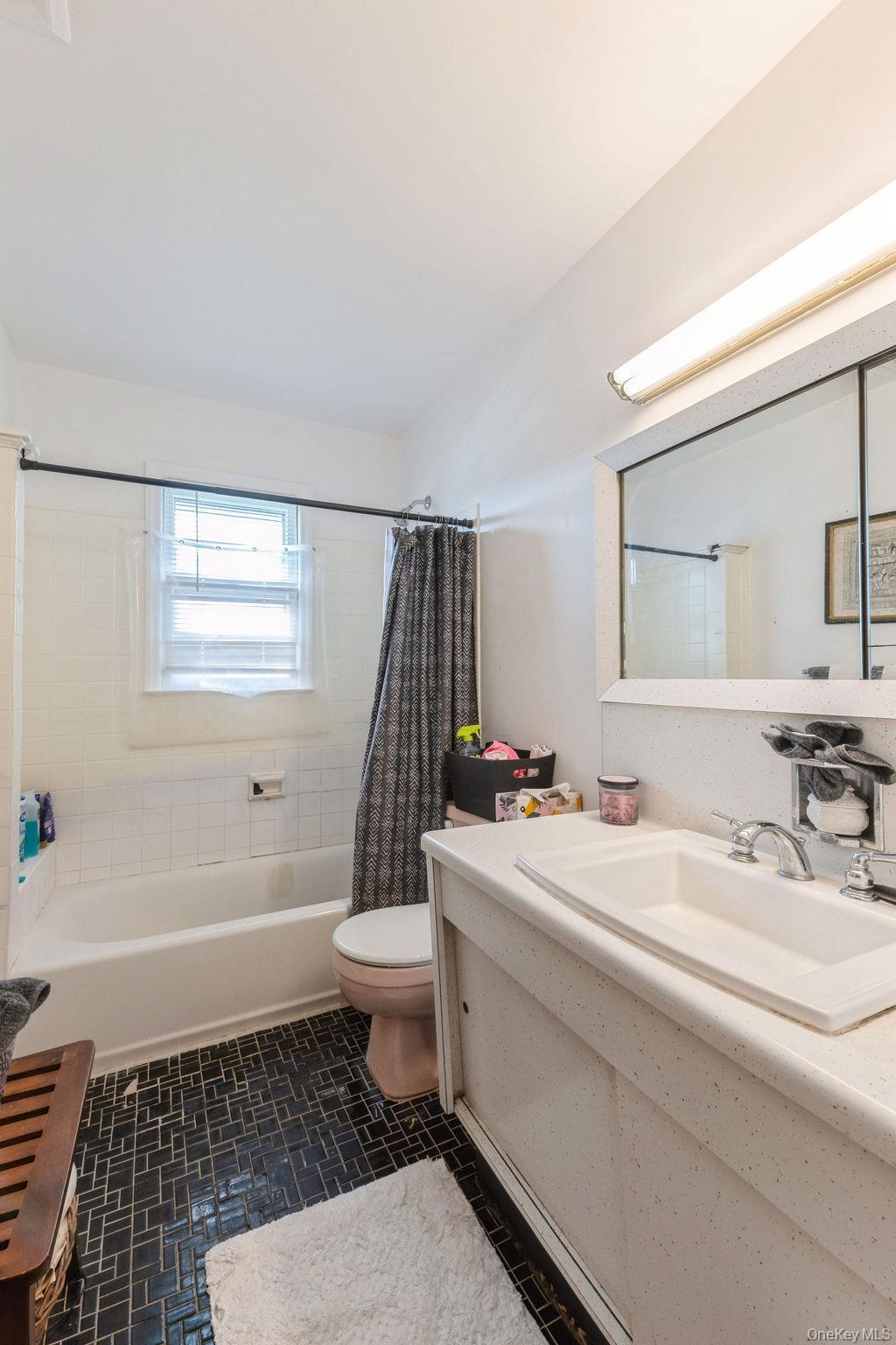 Single Family Hempstead  Nassau County, NY 11552, MLS-901830-9