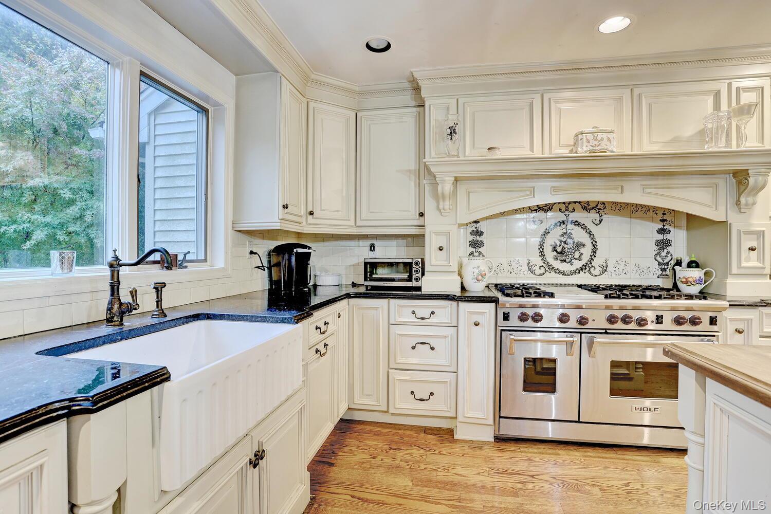 Single Family Tor Rockland County, NY 10956, MLS-901871-10