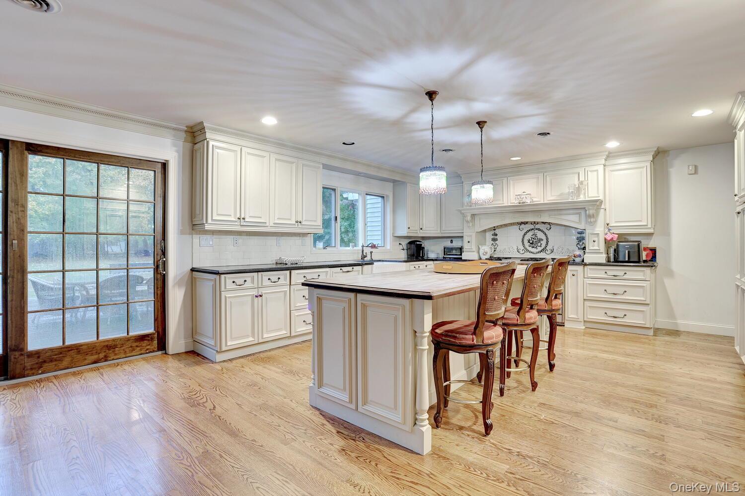 Single Family Tor Rockland County, NY 10956, MLS-901871-12