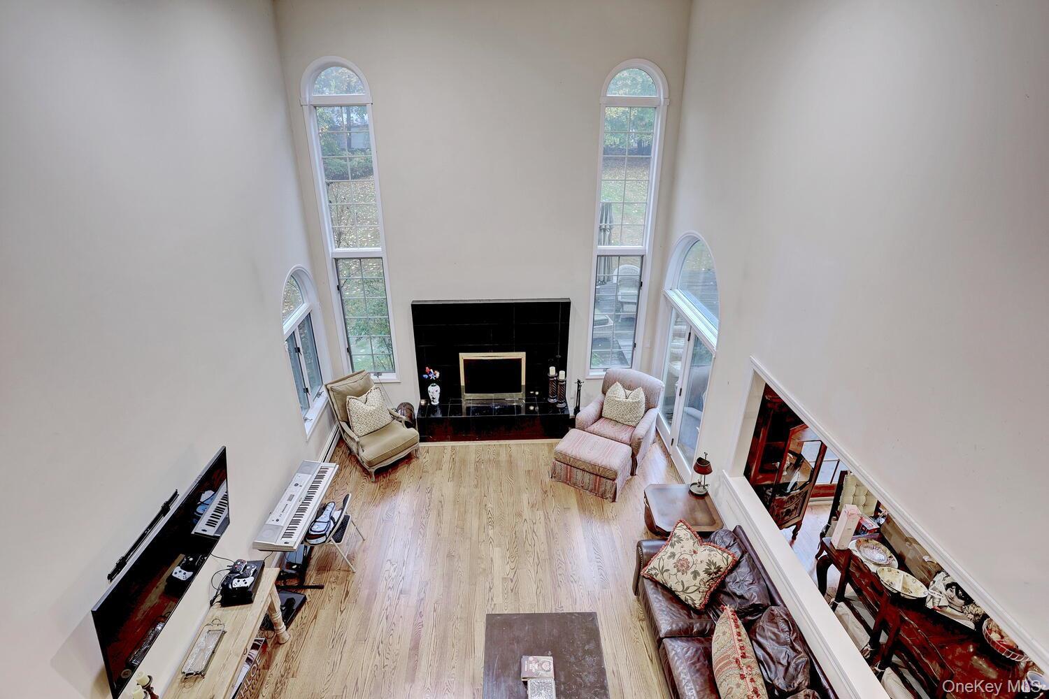 Single Family Tor Rockland County, NY 10956, MLS-901871-16