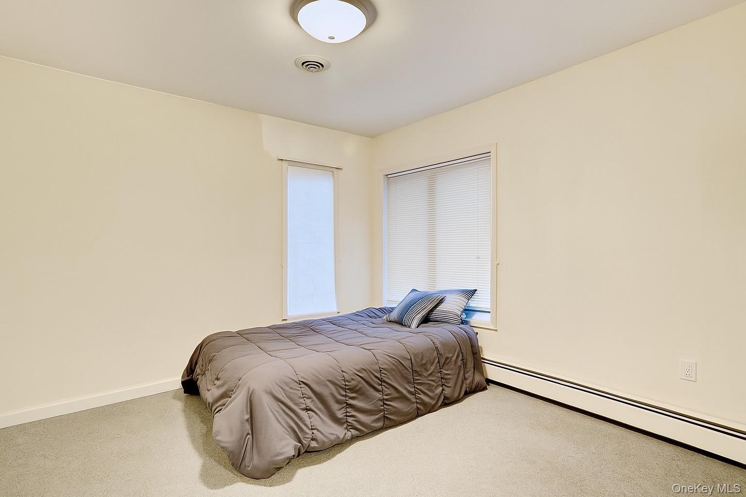 Single Family Tor Rockland County, NY 10956, MLS-901871-17