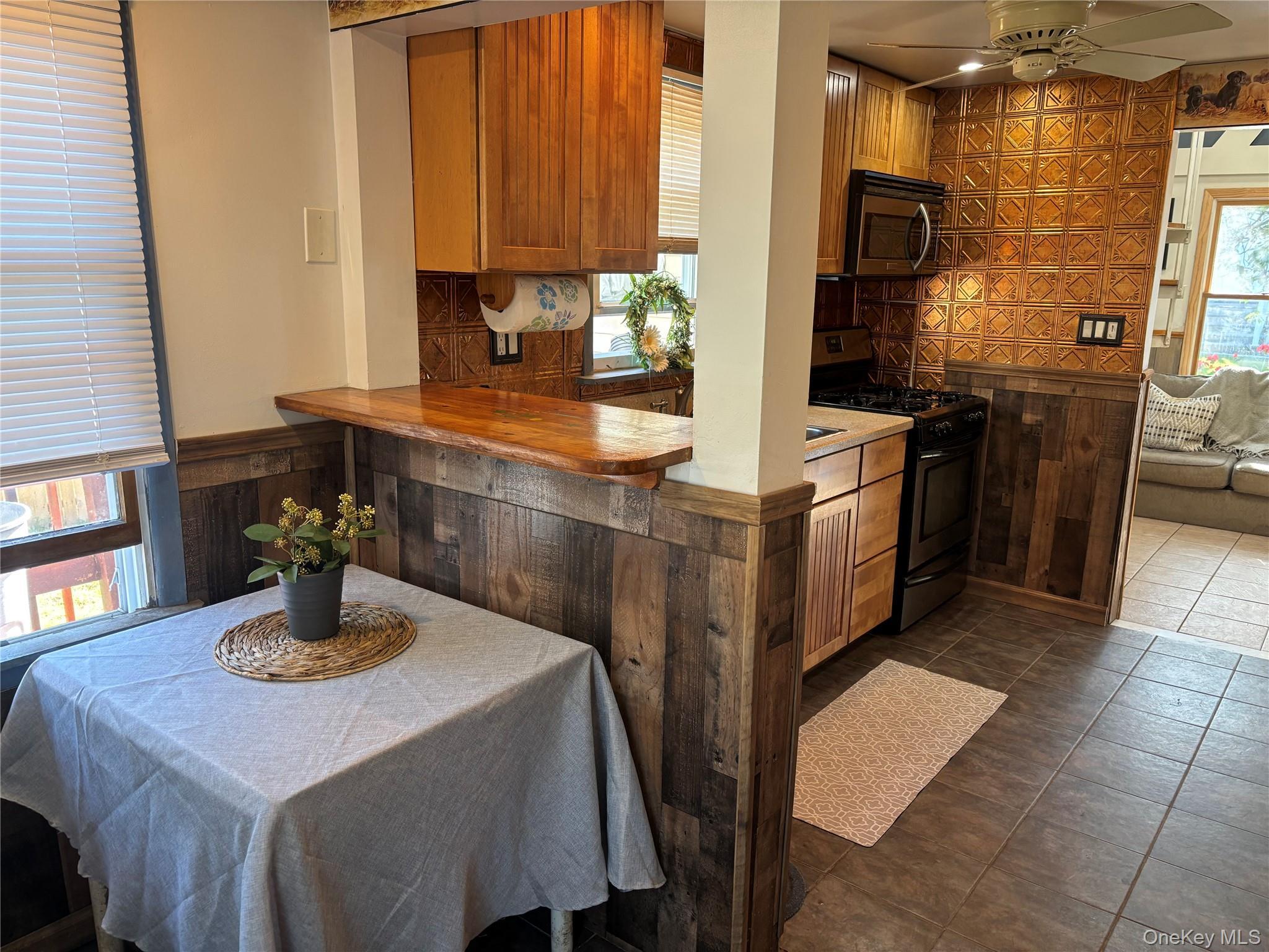 Single Family Carl  Suffolk County, NY 11741, MLS-901881-7