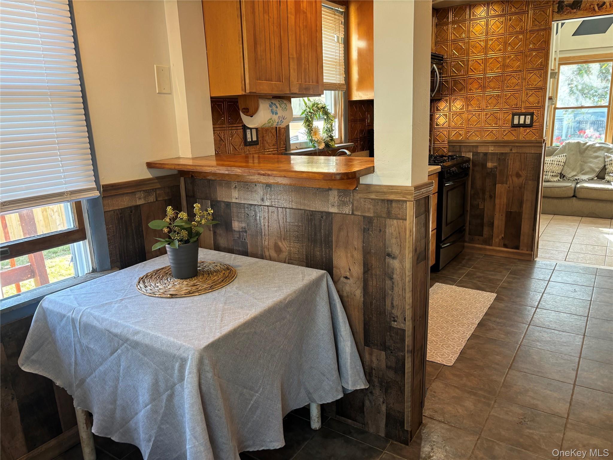 Single Family Carl  Suffolk County, NY 11741, MLS-901881-8