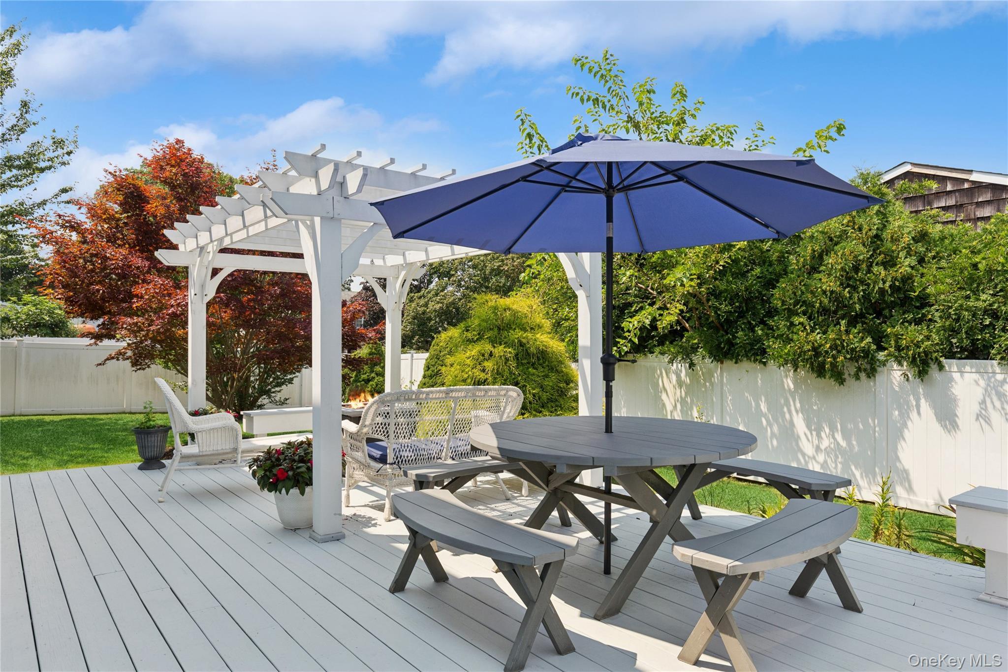 Single Family Mark  Suffolk County, NY 11738, MLS-901887-22