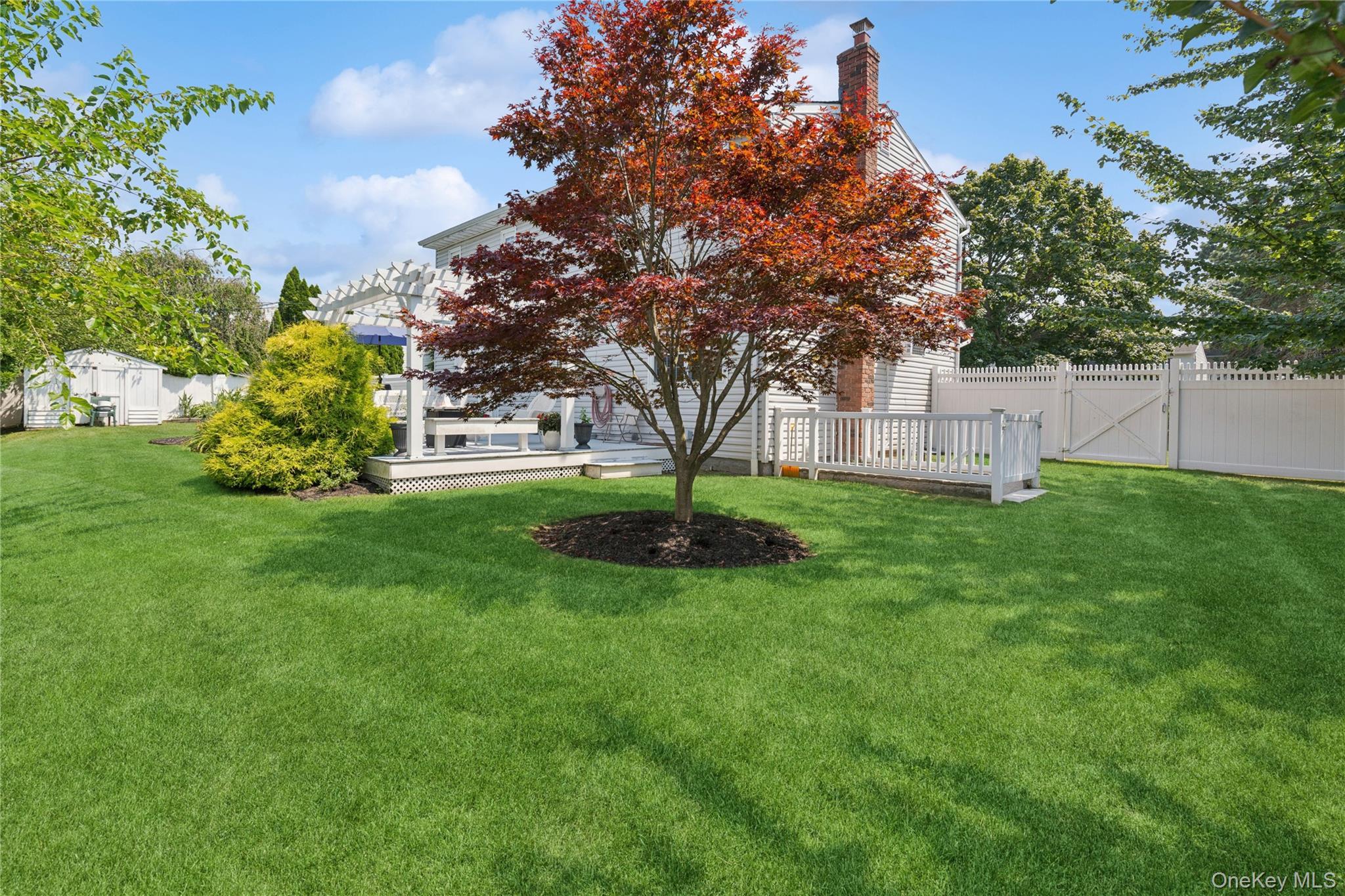 Single Family Mark  Suffolk County, NY 11738, MLS-901887-26