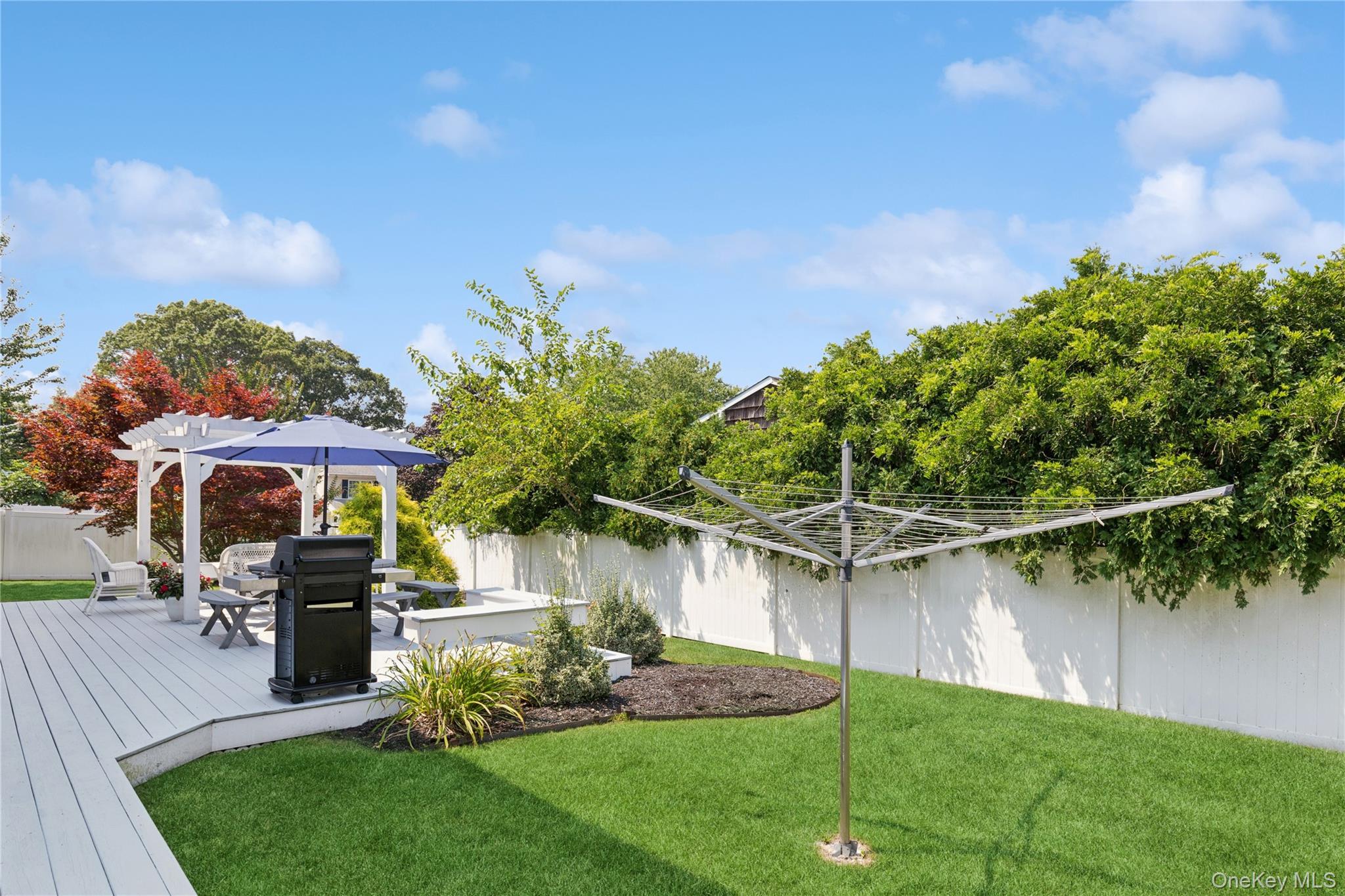 Single Family Mark  Suffolk County, NY 11738, MLS-901887-28