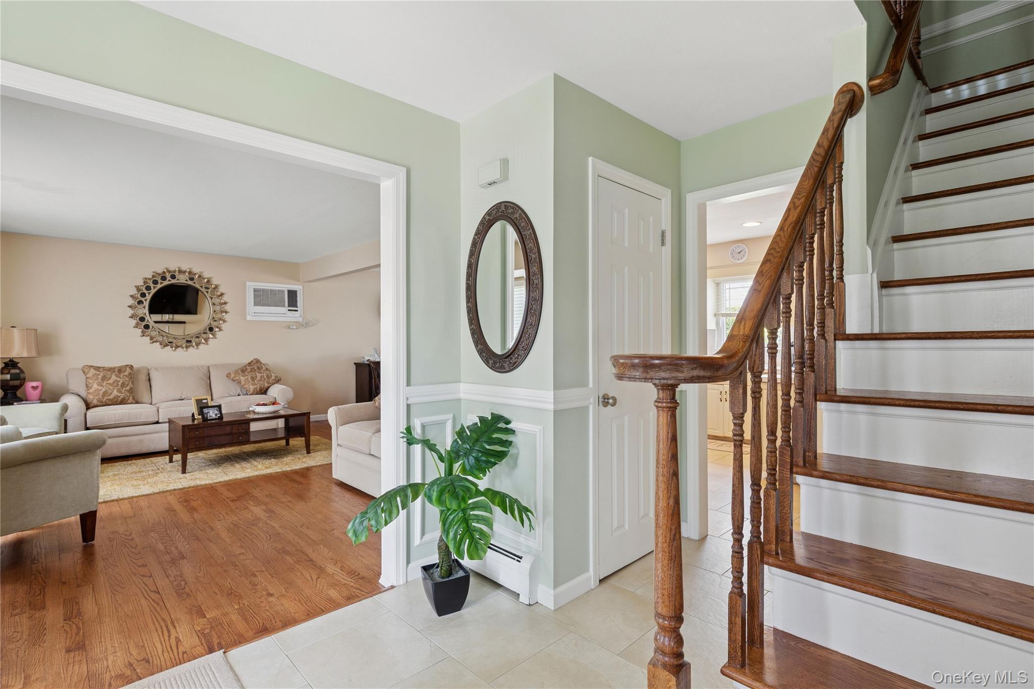 Single Family Mark  Suffolk County, NY 11738, MLS-901887-9