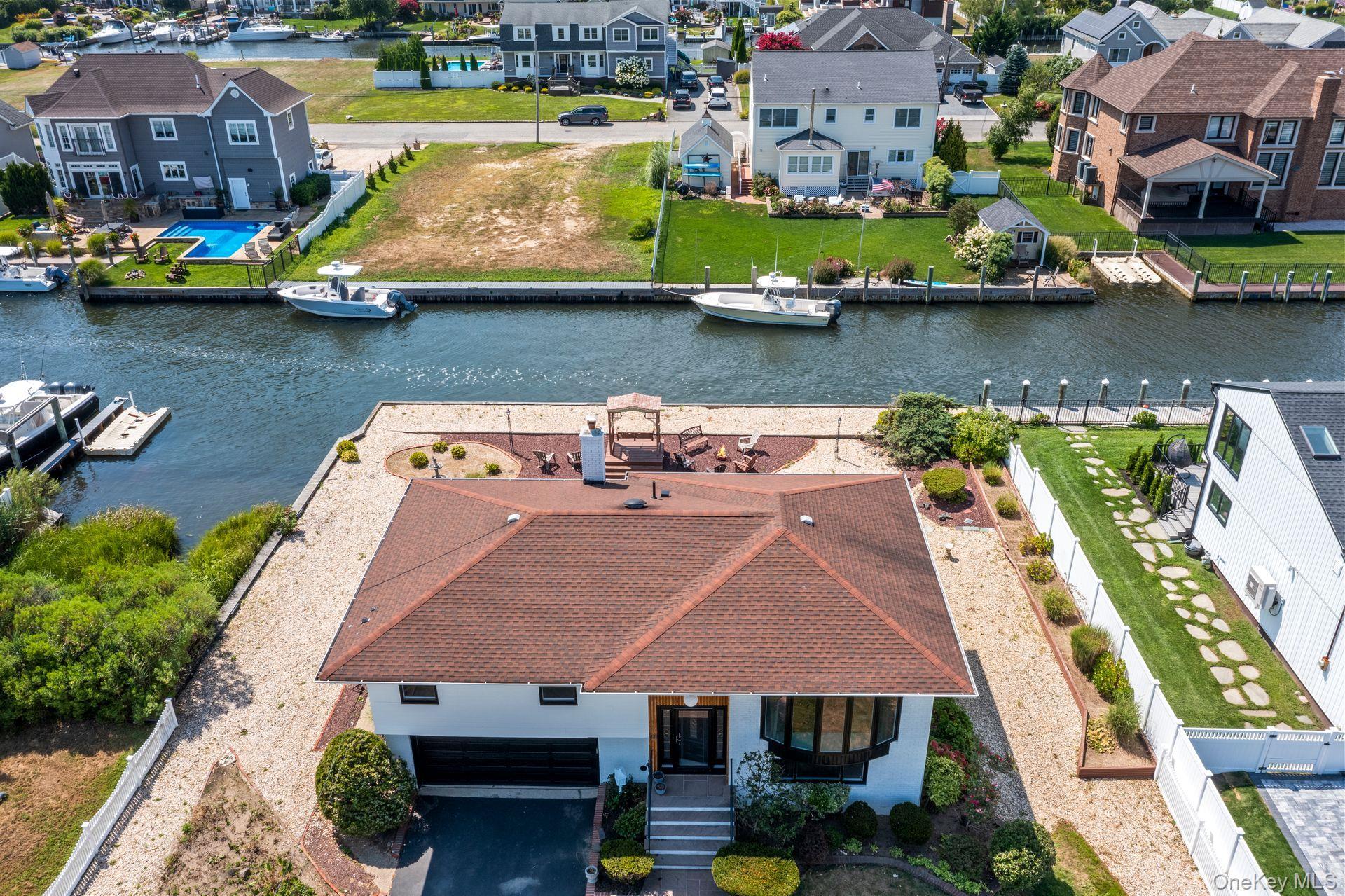 Single Family Sequams Lane  Suffolk County, NY 11795, MLS-901947-31