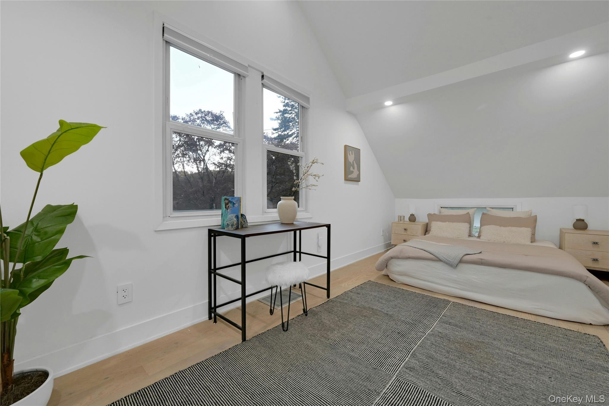 Single Family Nauraushaun Rockland County, NY 10965, MLS-901958-15