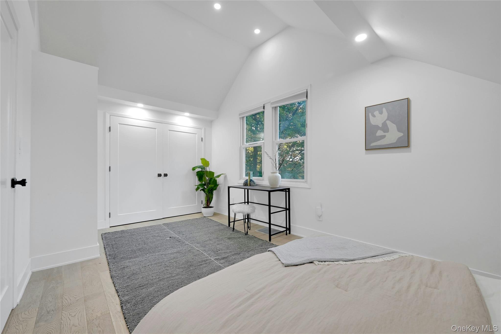 Single Family Nauraushaun Rockland County, NY 10965, MLS-901958-16